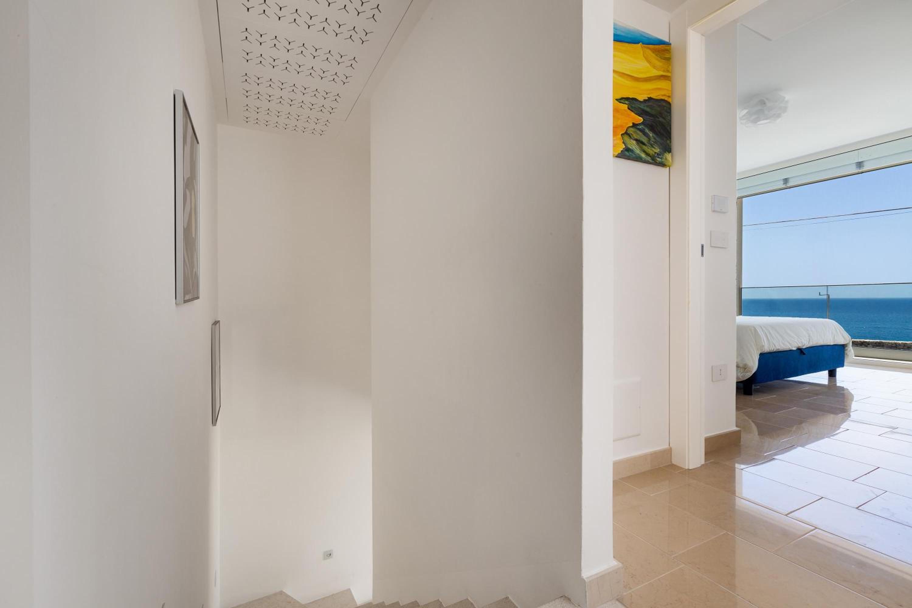 Three-Bedroom Villa photo 3