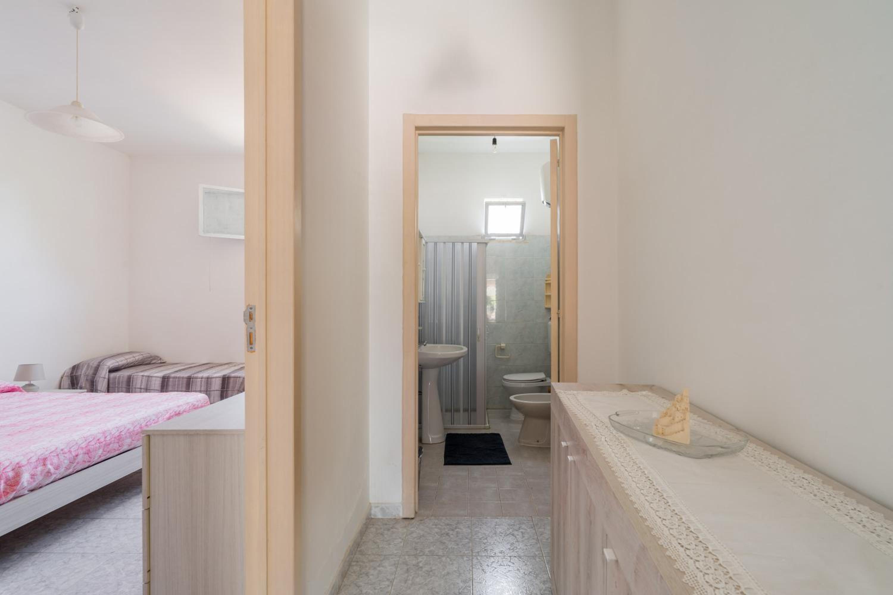 Two-Bedroom House photo 3