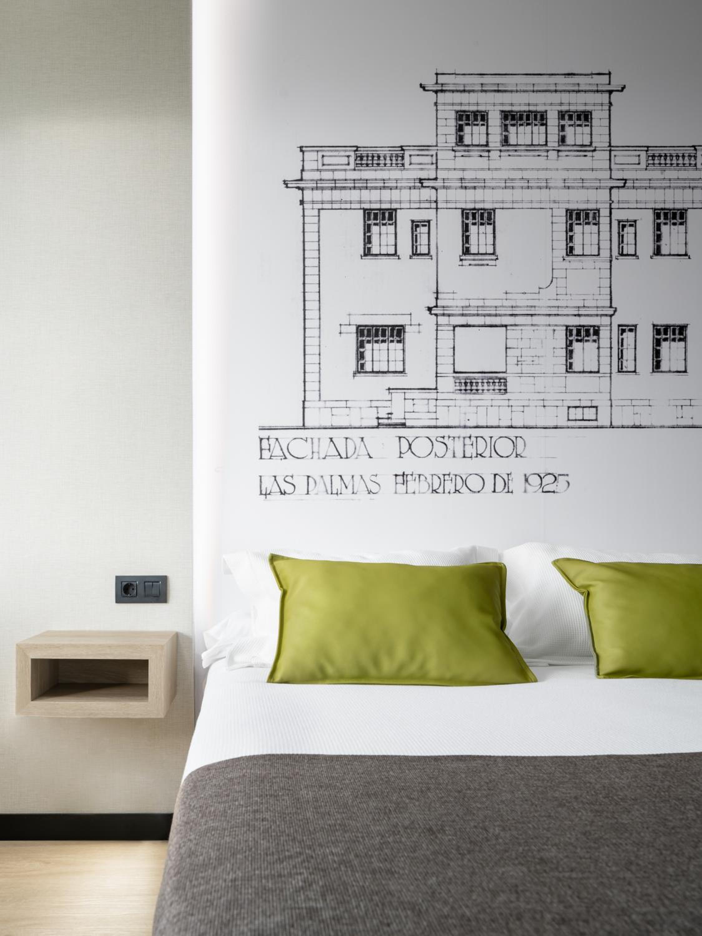 Double or Twin Room photo 3