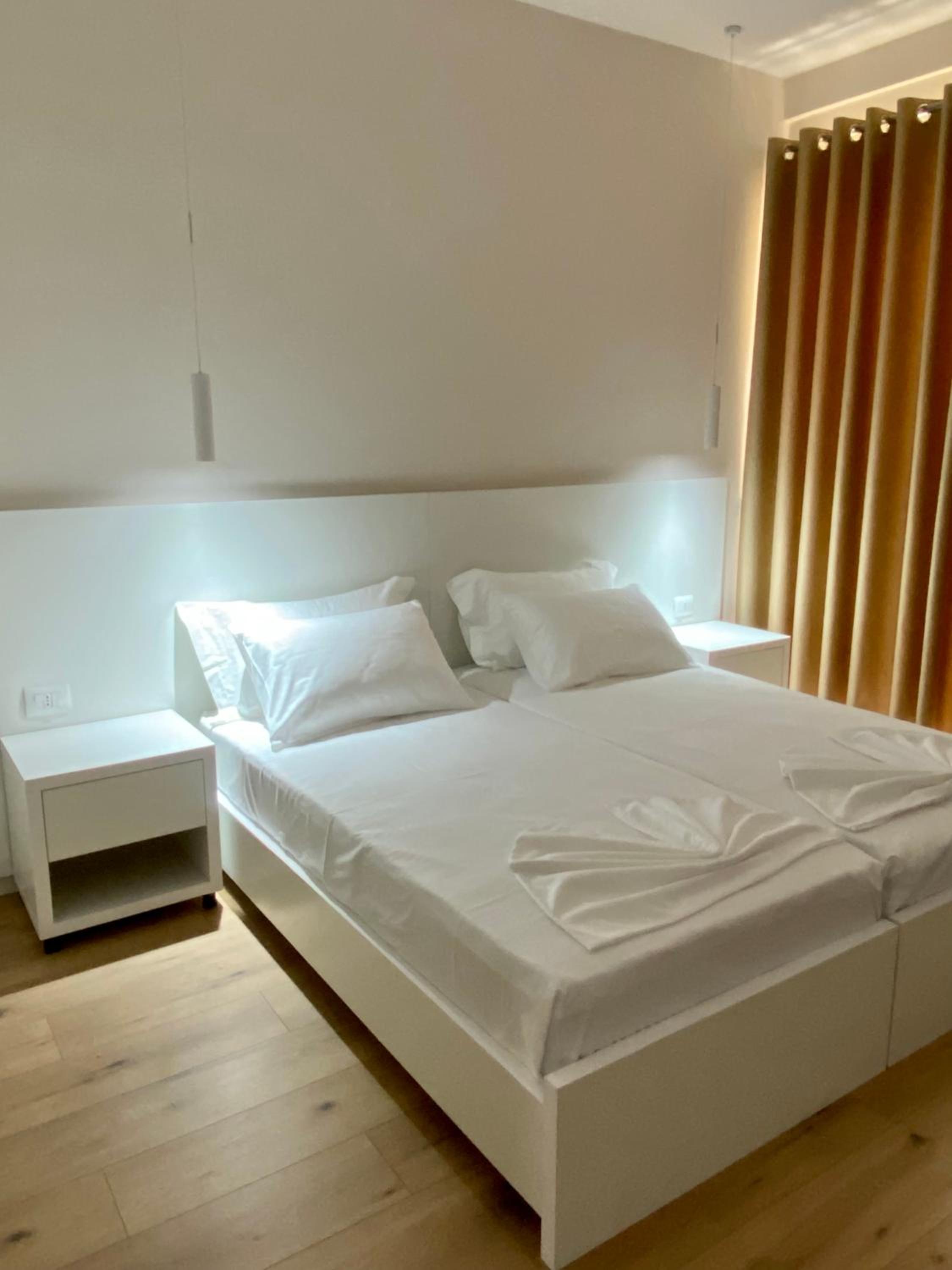 Deluxe Double or Twin Room photo 3