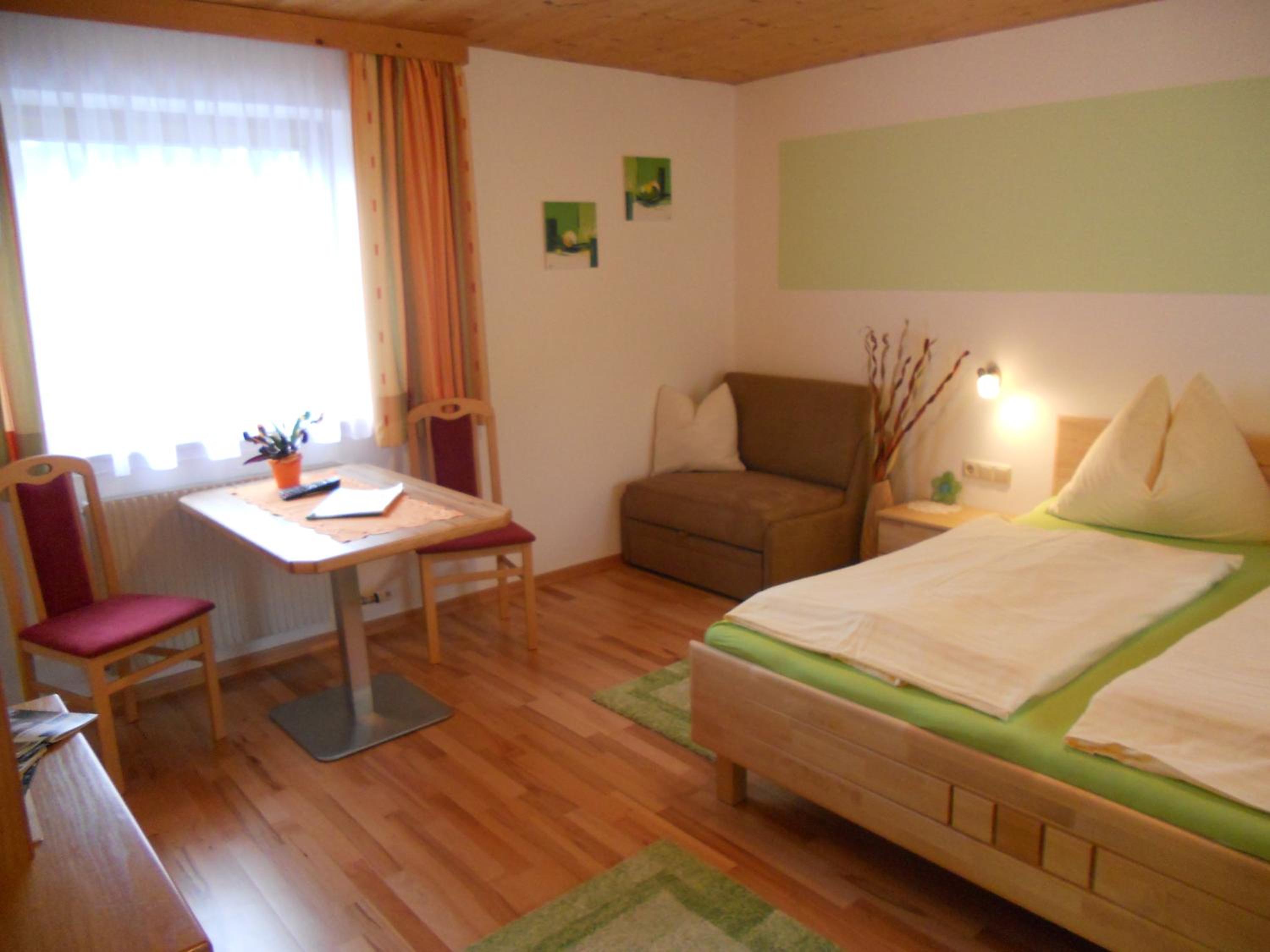 One-Bedroom Apartment with Balcony photo 2