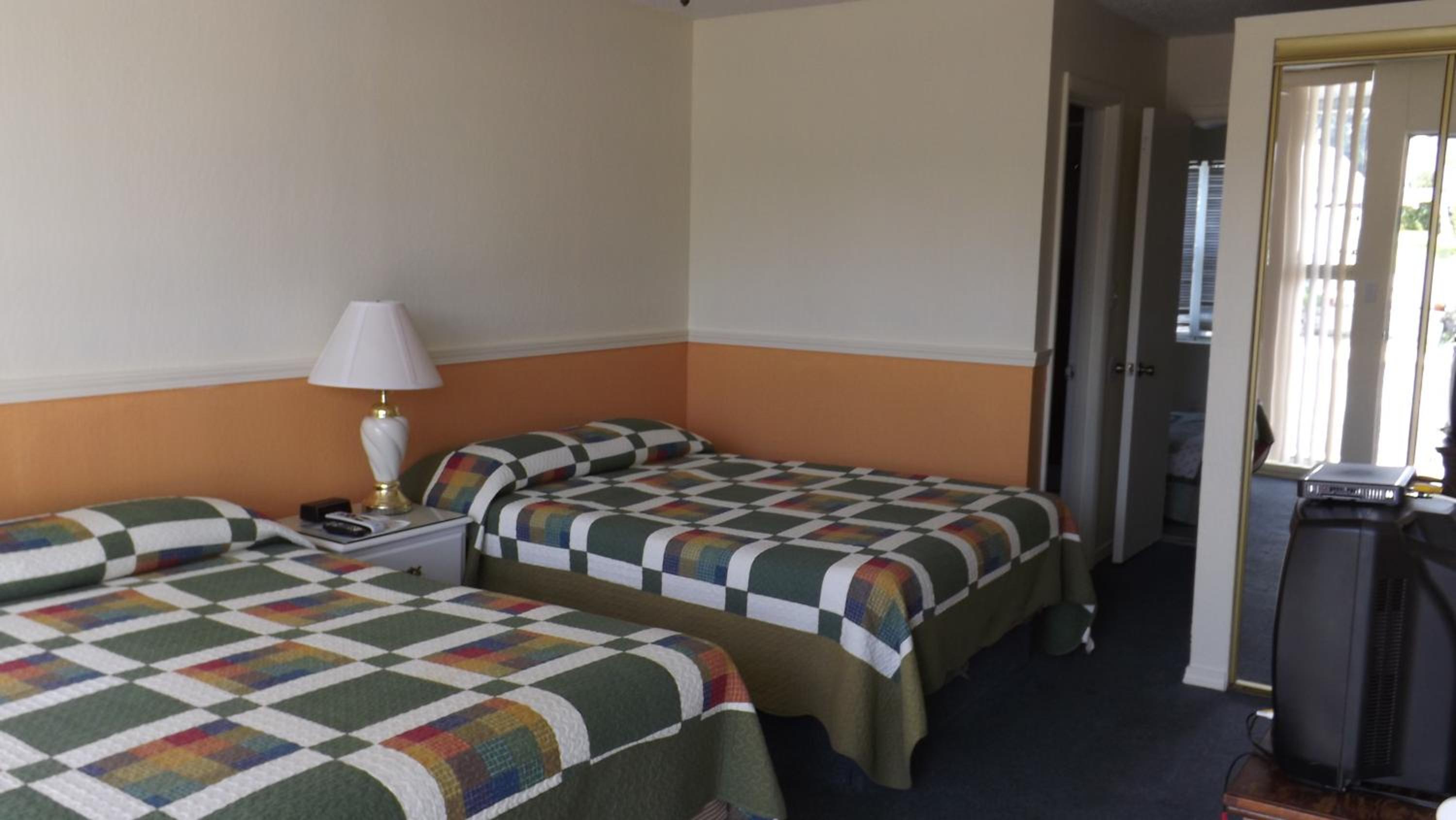 Budget Double Room photo 1
