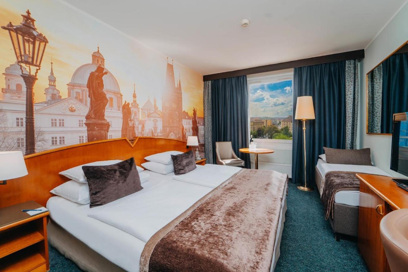 Double Room with Extra Bed