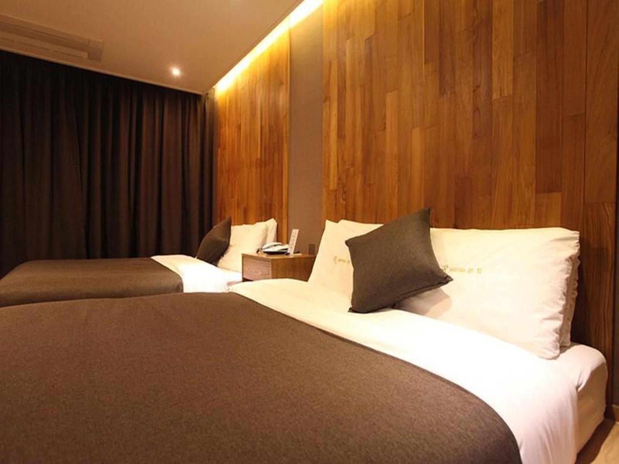 Deluxe Twin Room photo 2