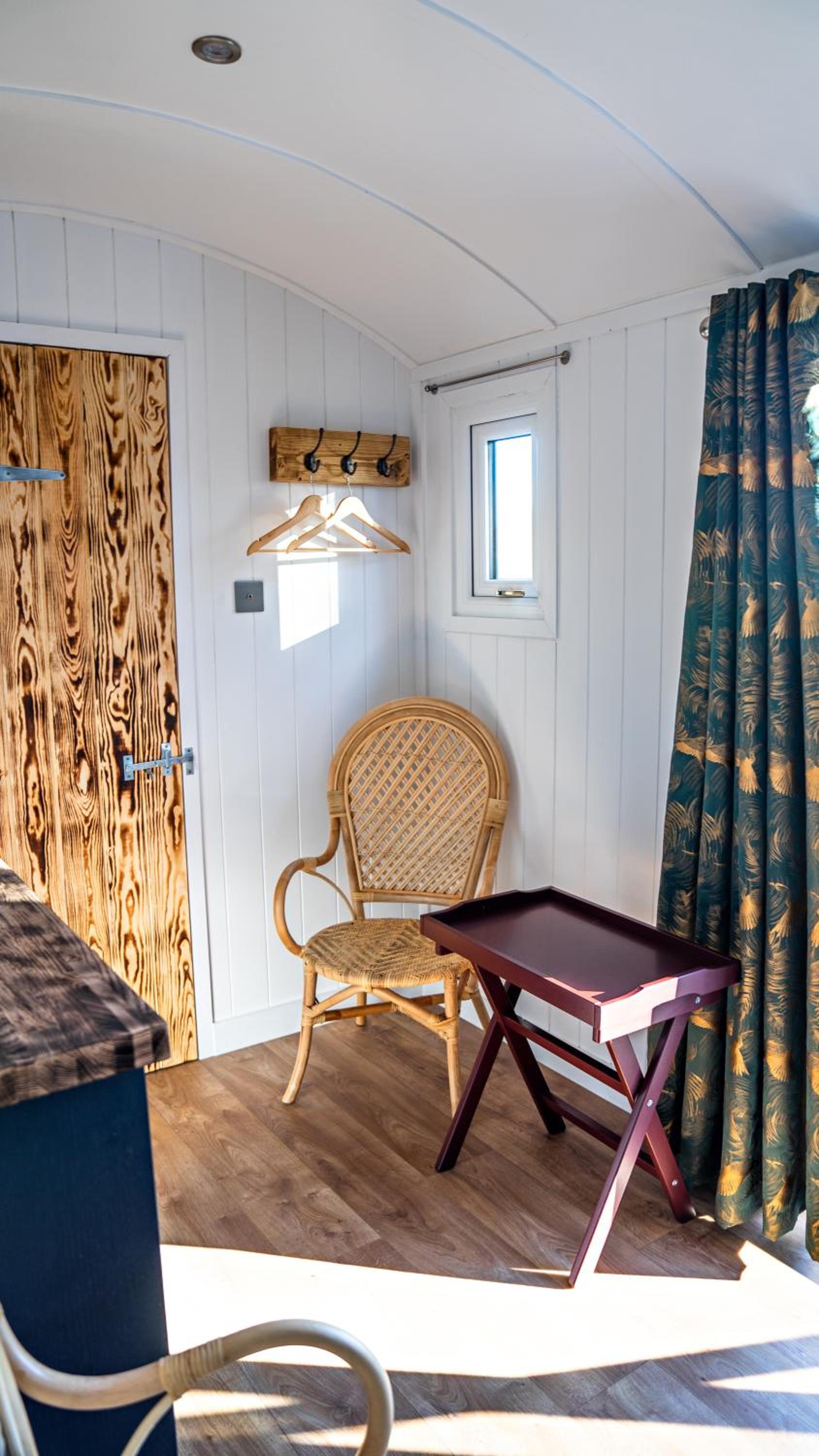 Duck Hut (No Pet - No Hot Tub) photo 3