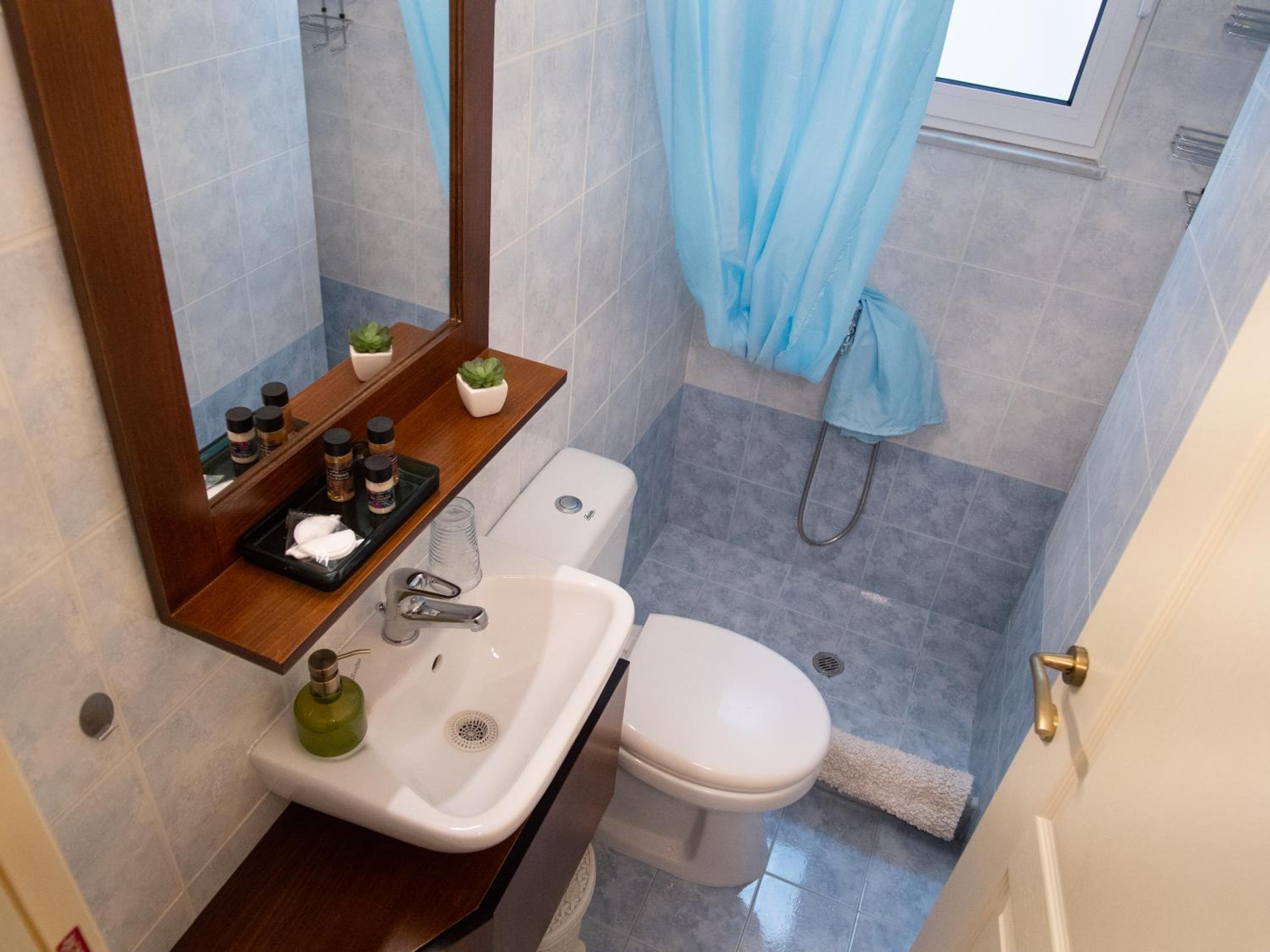 Apartment - Photo 10