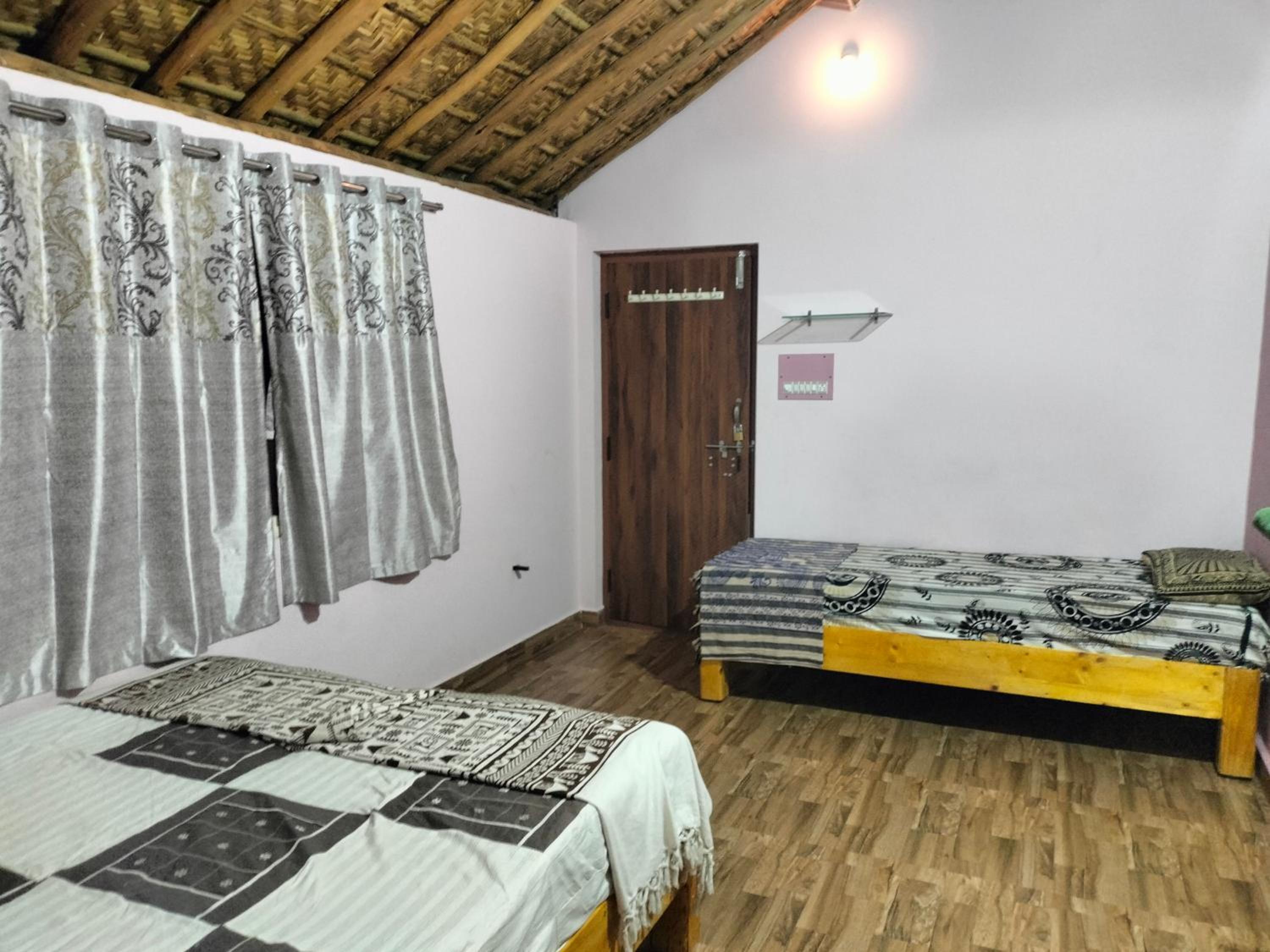 Standard Triple Room - Photo 4