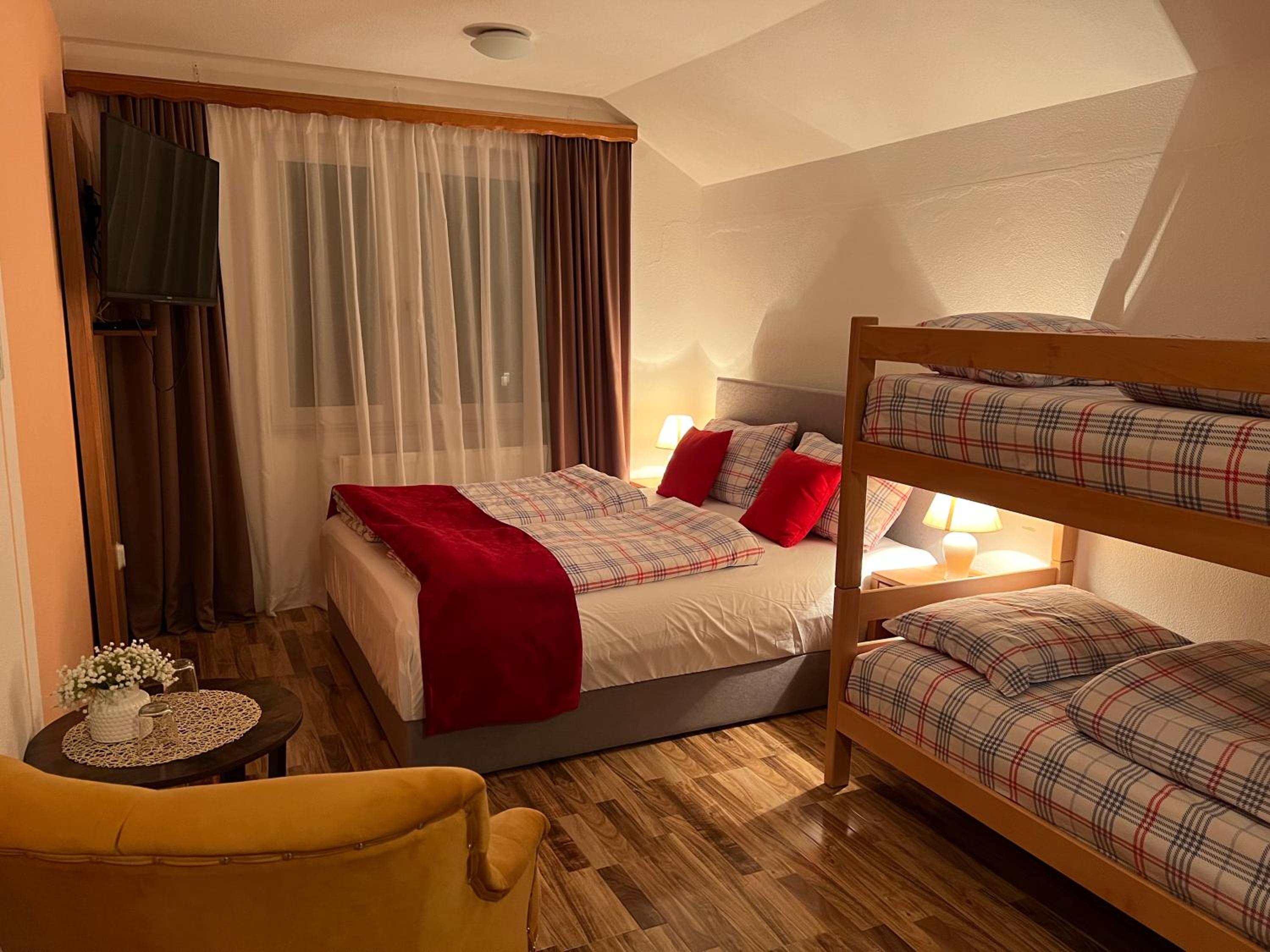 Two-Bedroom Apartment - Photo 3