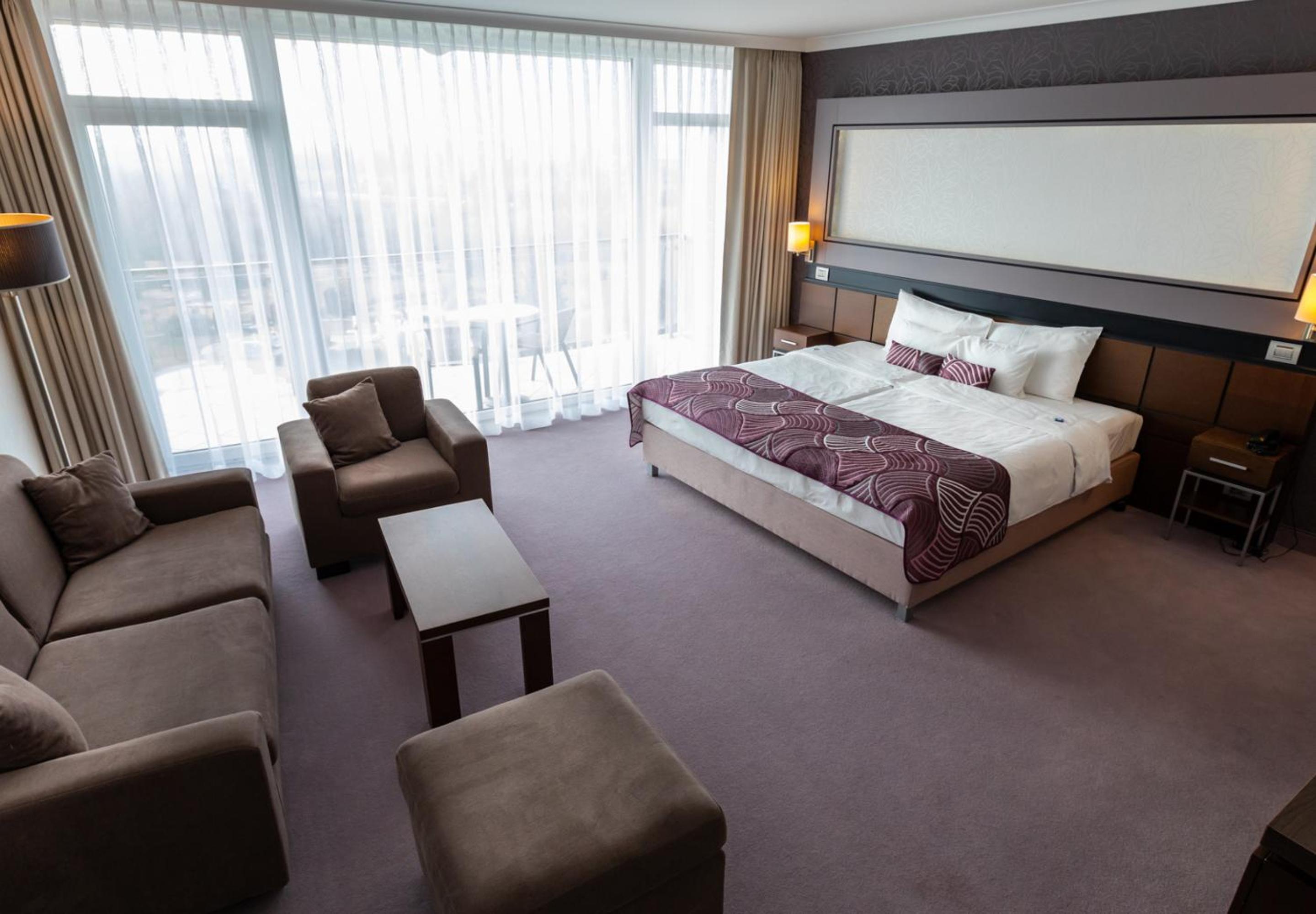 Junior Suite with Balcony