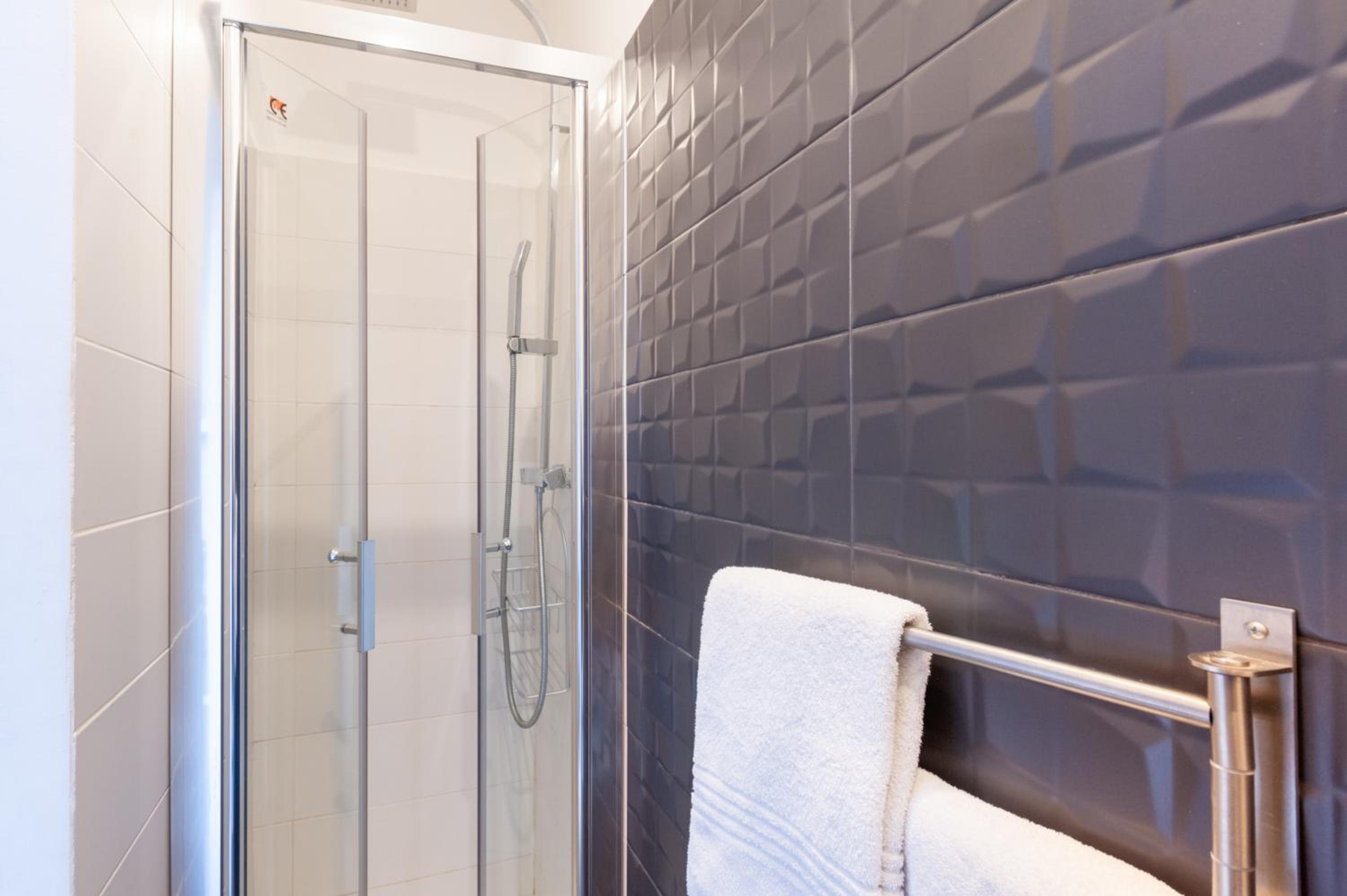 Standard Double Room - Photo 1