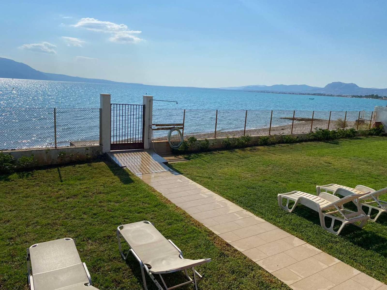 Villa - Beach Front - Photo 29