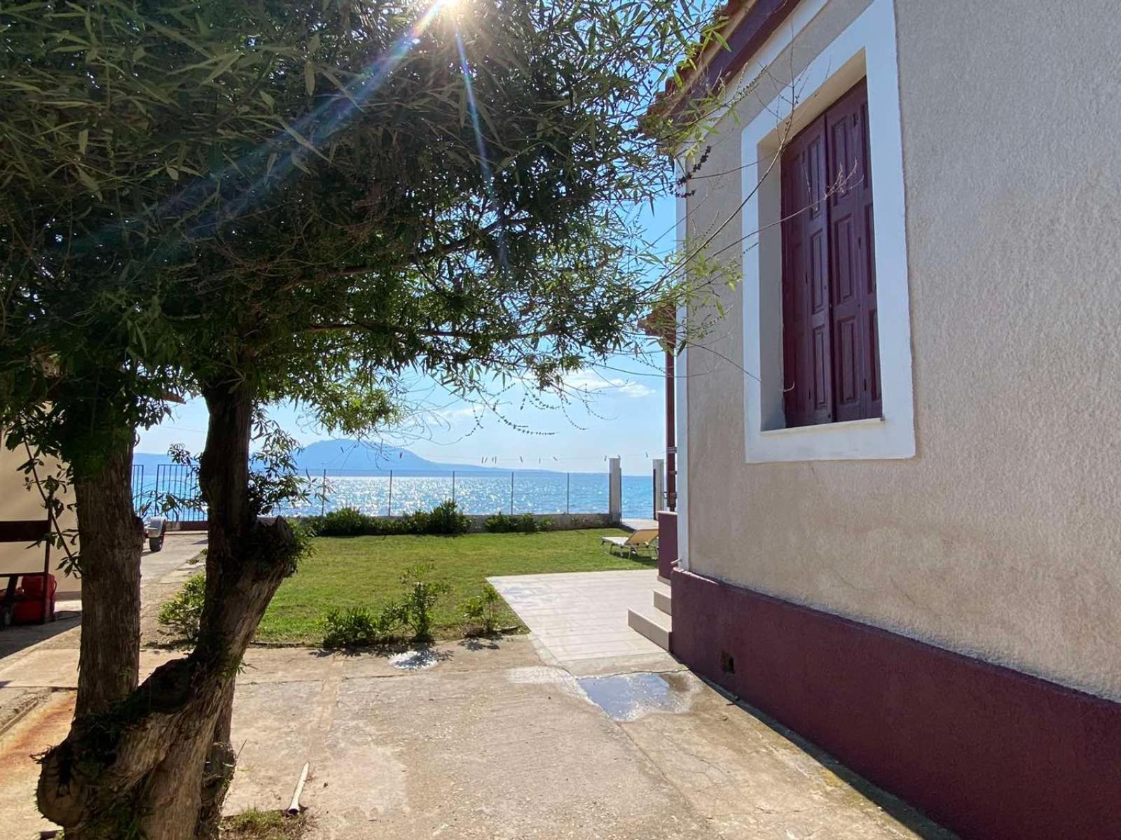 Villa - Beach Front - Photo 28