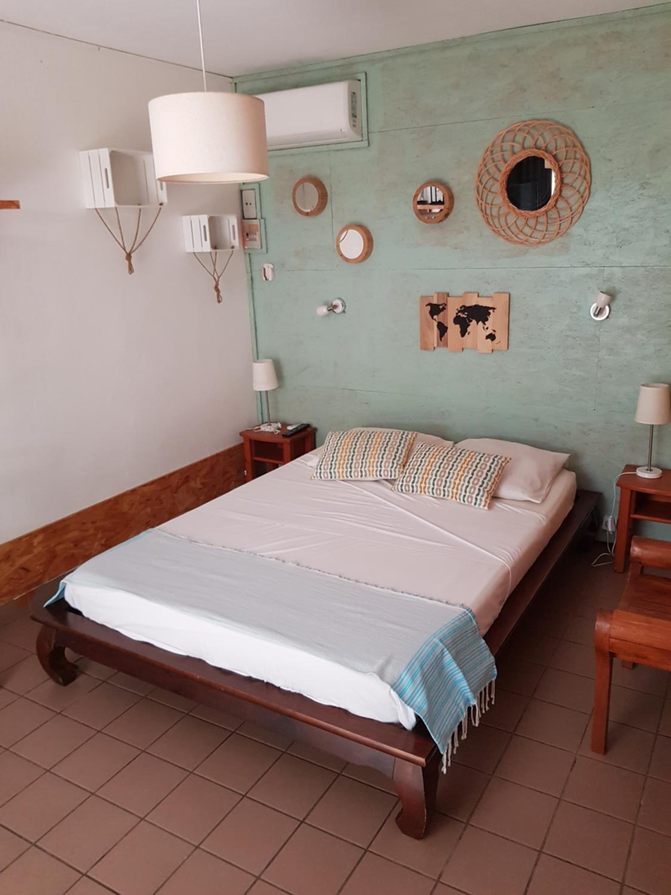 Ground Floor Double Room with Terrace - Photo 4