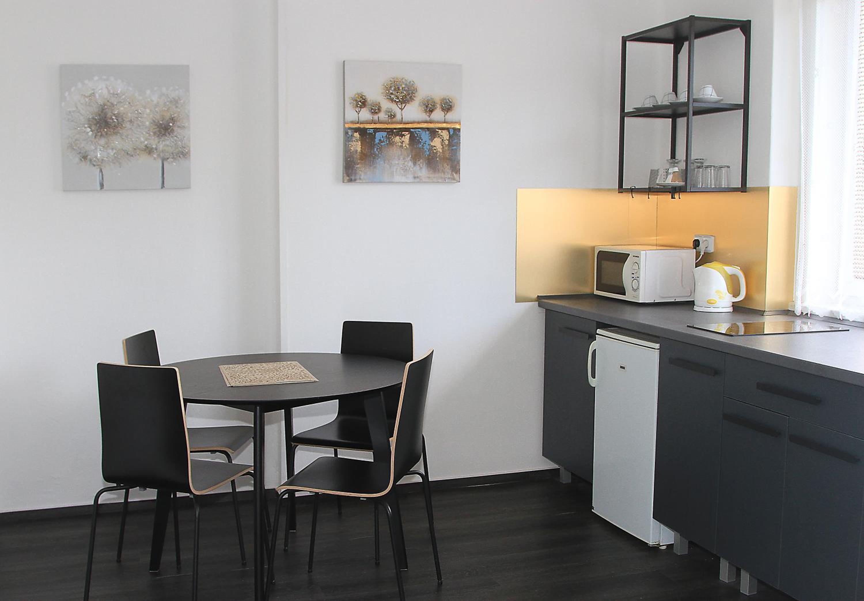 Apartment (4 Adults) photo 3