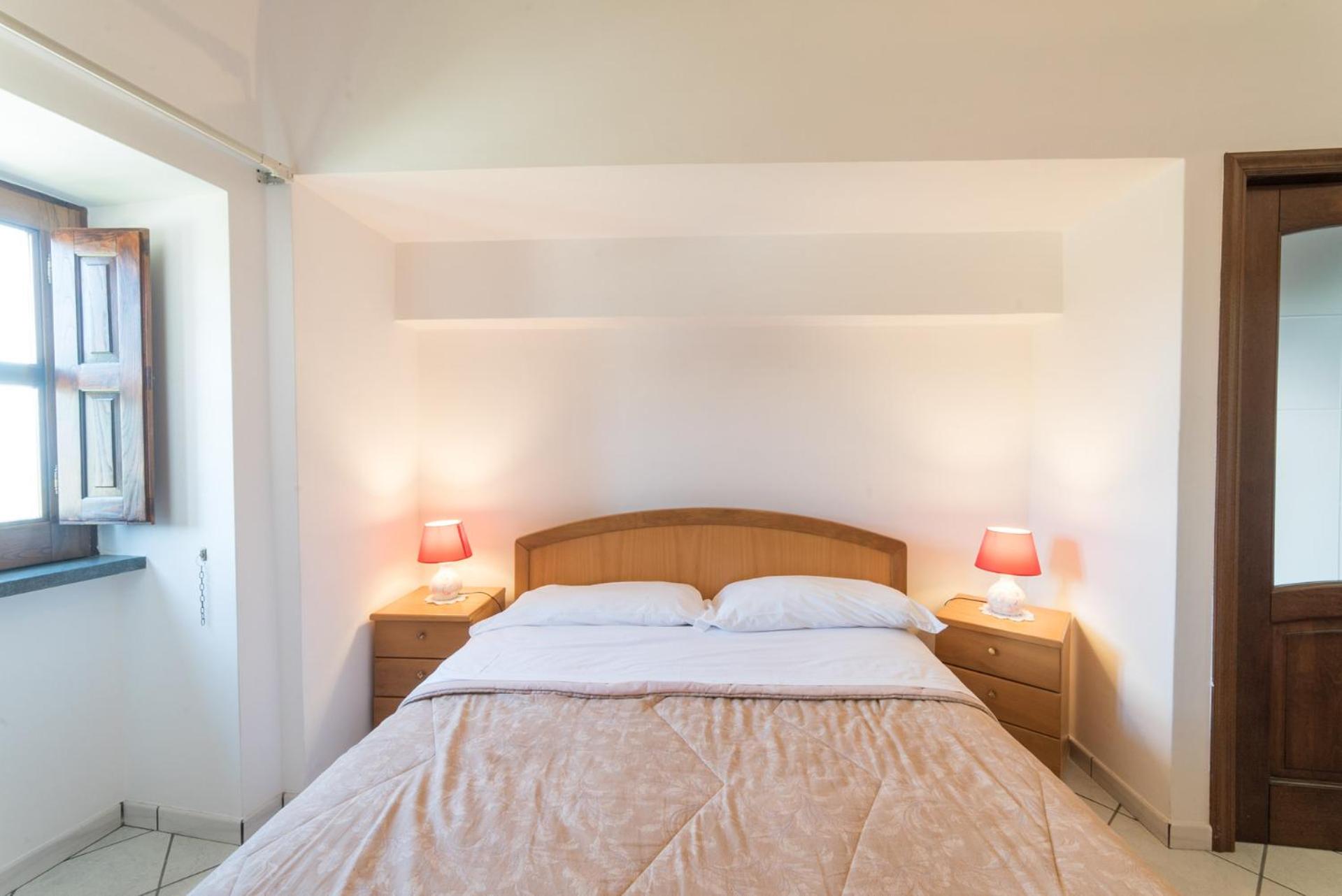 Studio Apartment with Sea View photo 3