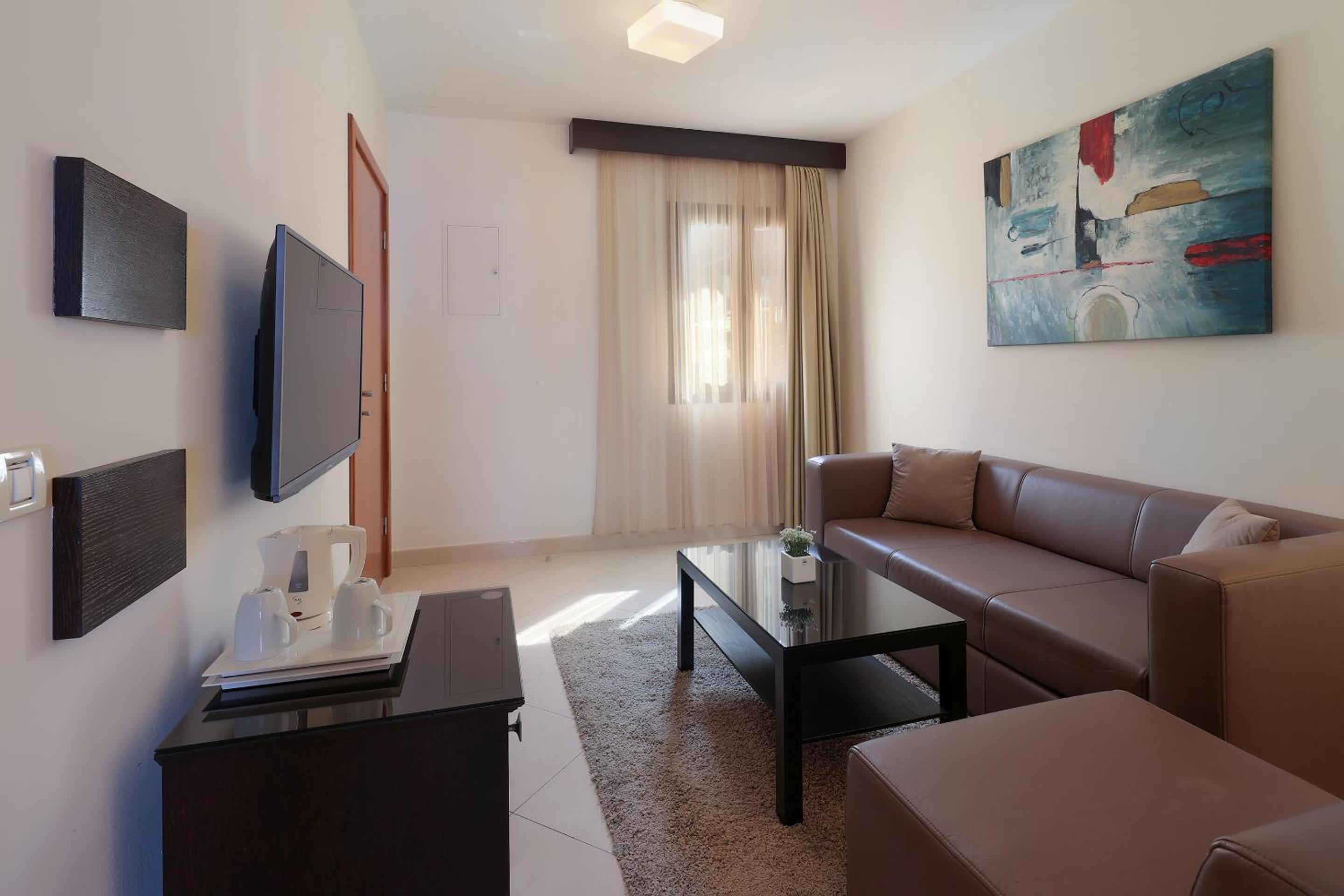 Family Suite (2 Adults + 2 Children) with Sea view