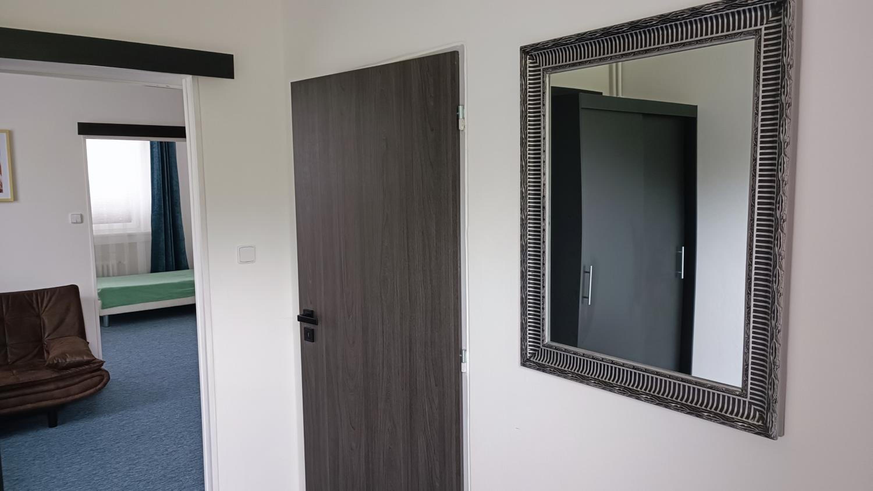 Apartment - Ground Floor photo 2