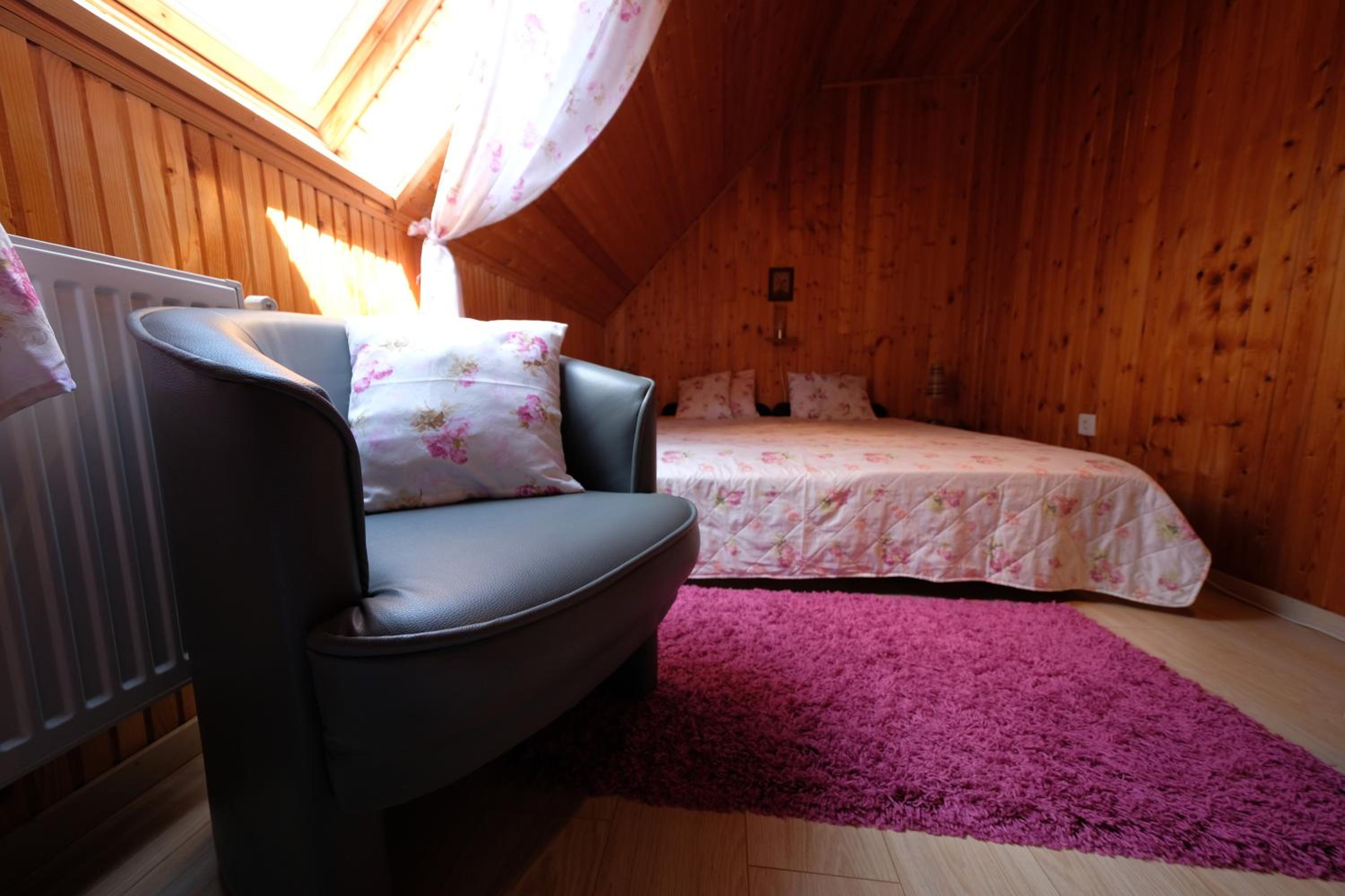 Three-Bedroom House photo 1