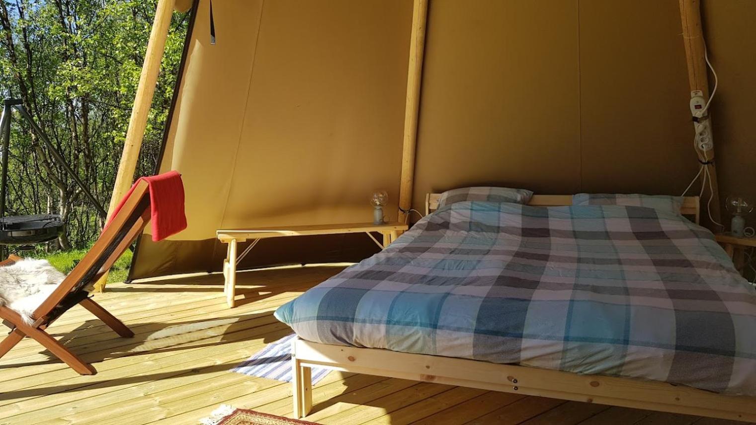 Tent - Photo 1