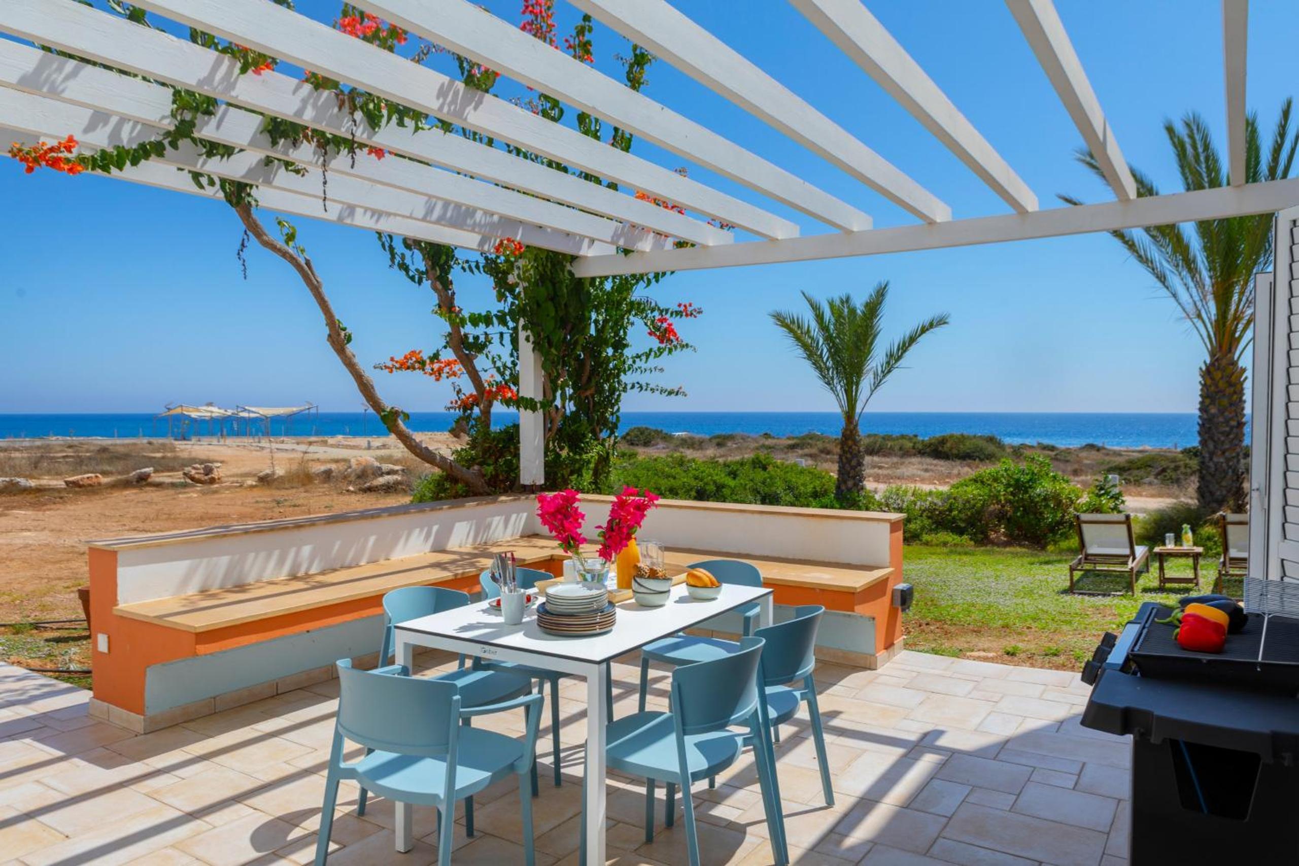 Villa with Sea View photo 3