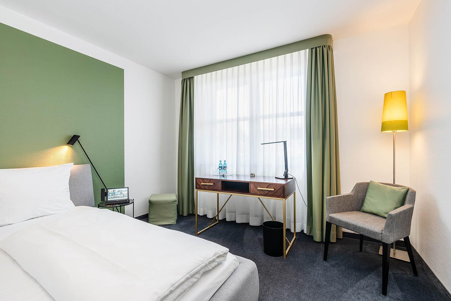 Room with Kingsize Bed - Photo 9