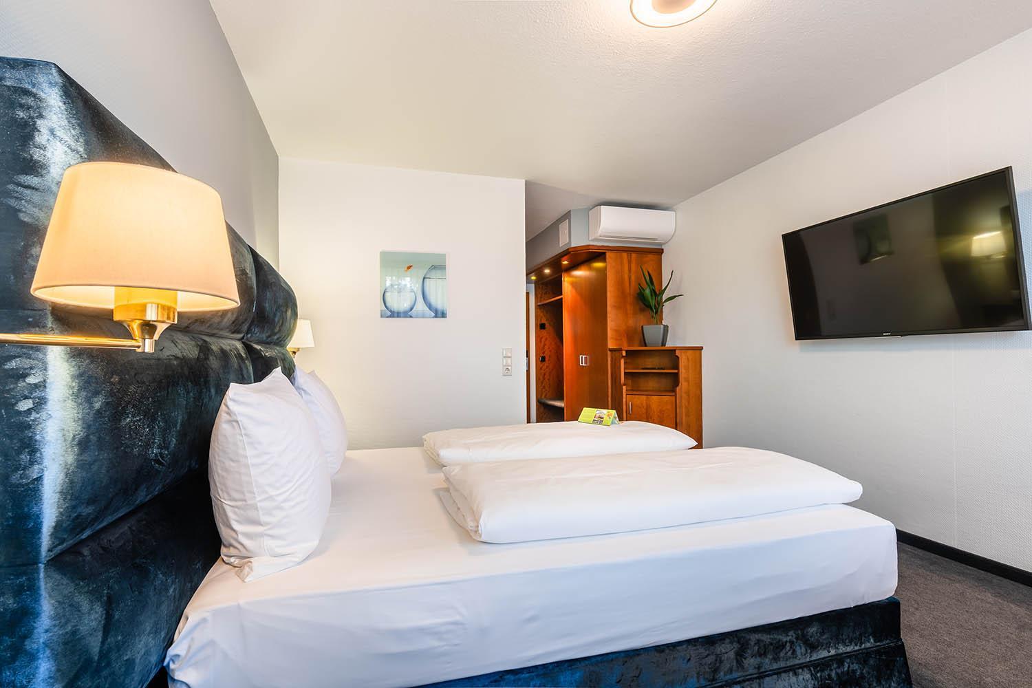 Room with Kingsize Bed - Photo 8