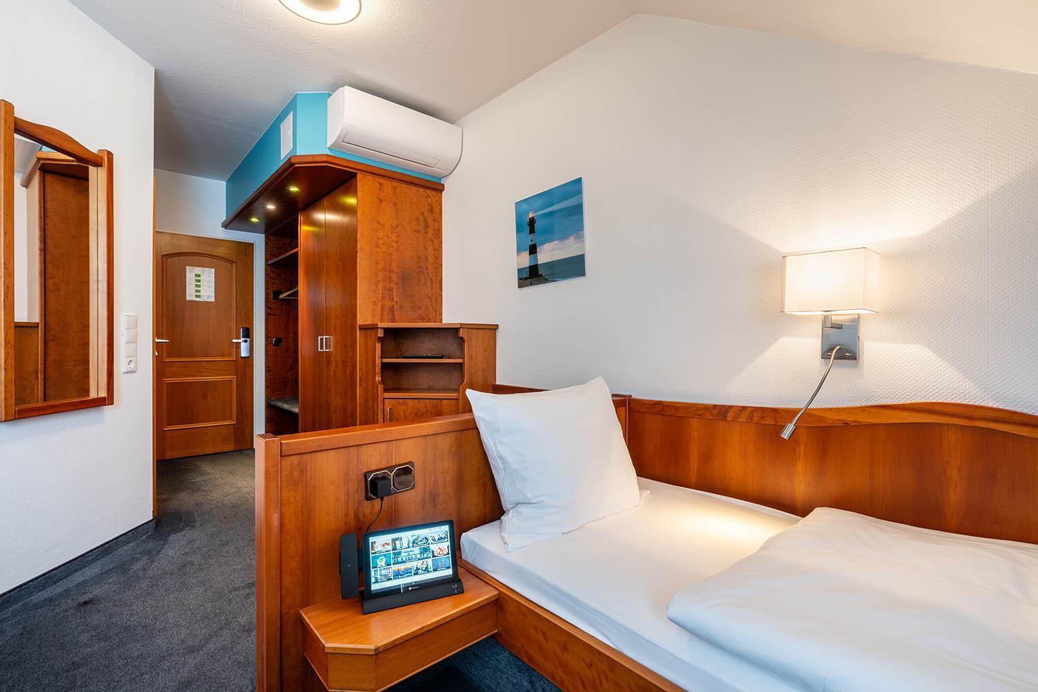 Twin Room - Photo 6
