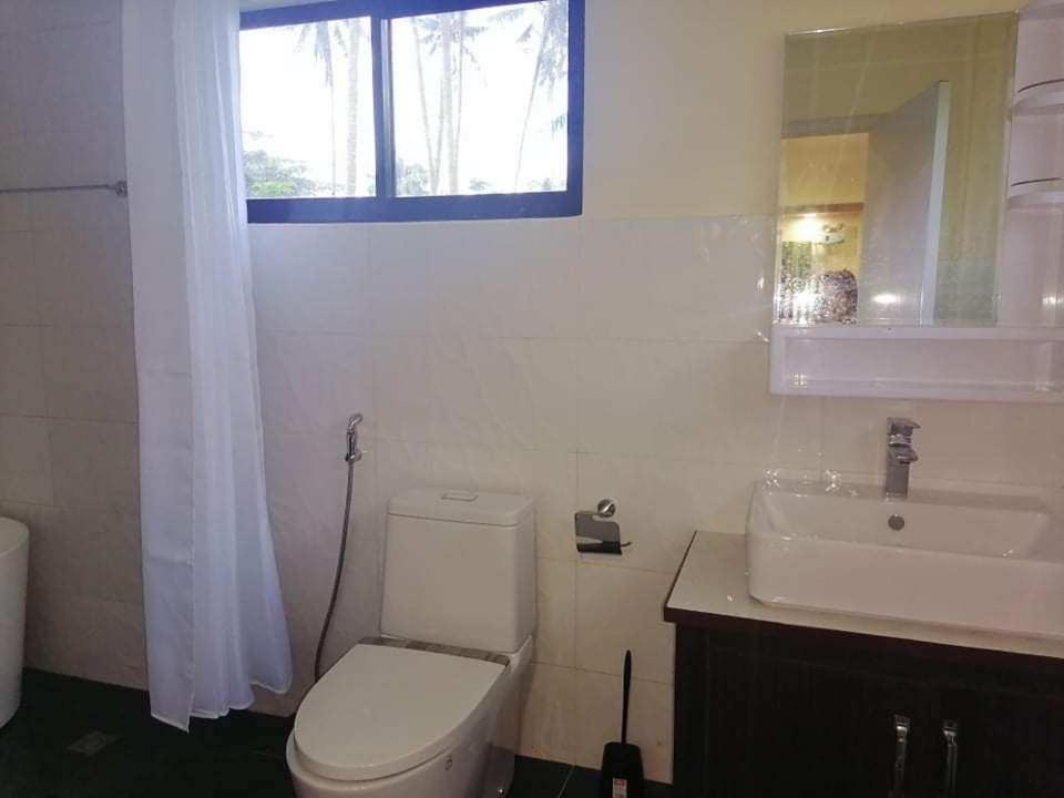 Four-Bedroom House photo 2