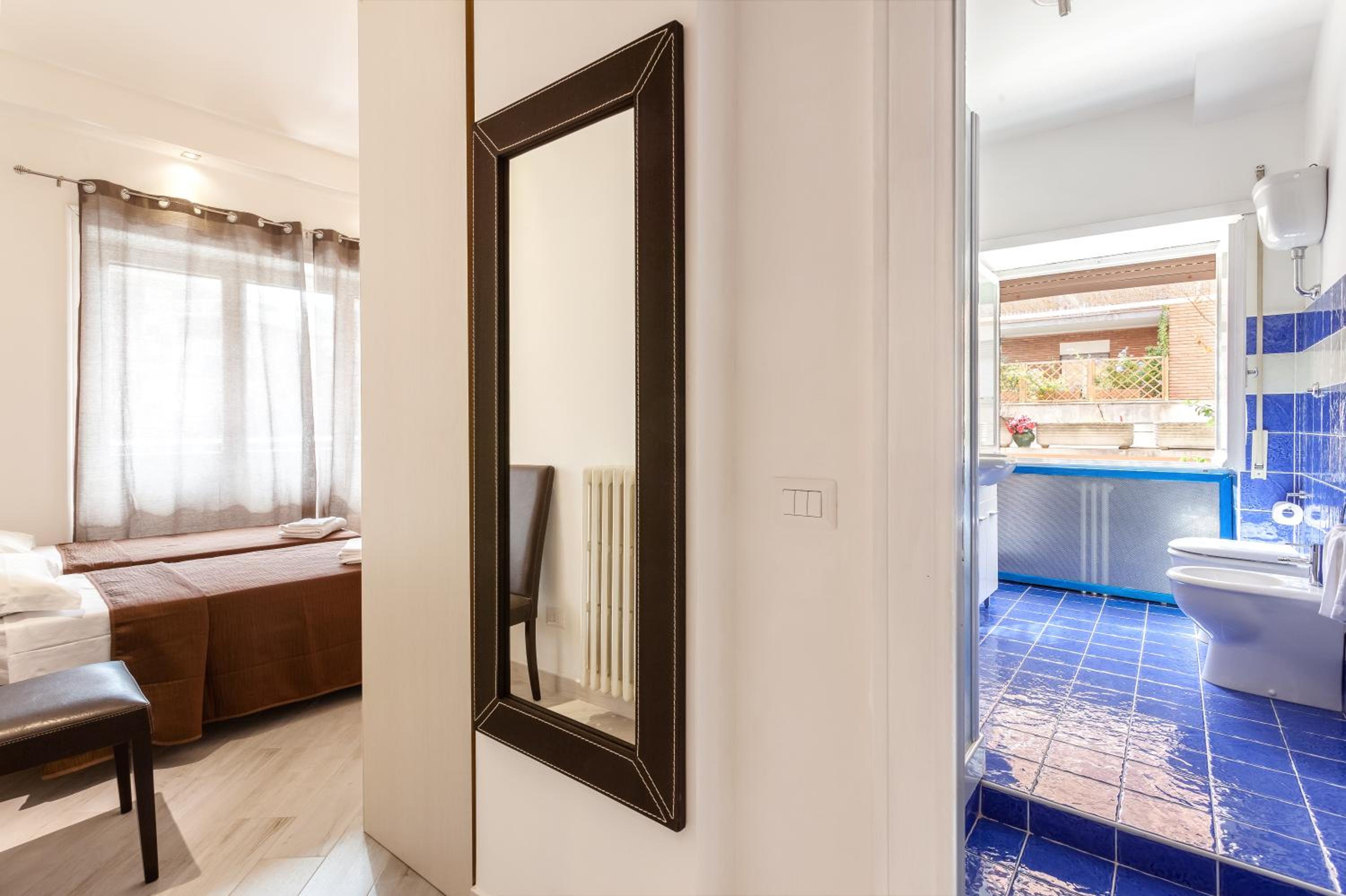 Triple Room with Terrace photo 1