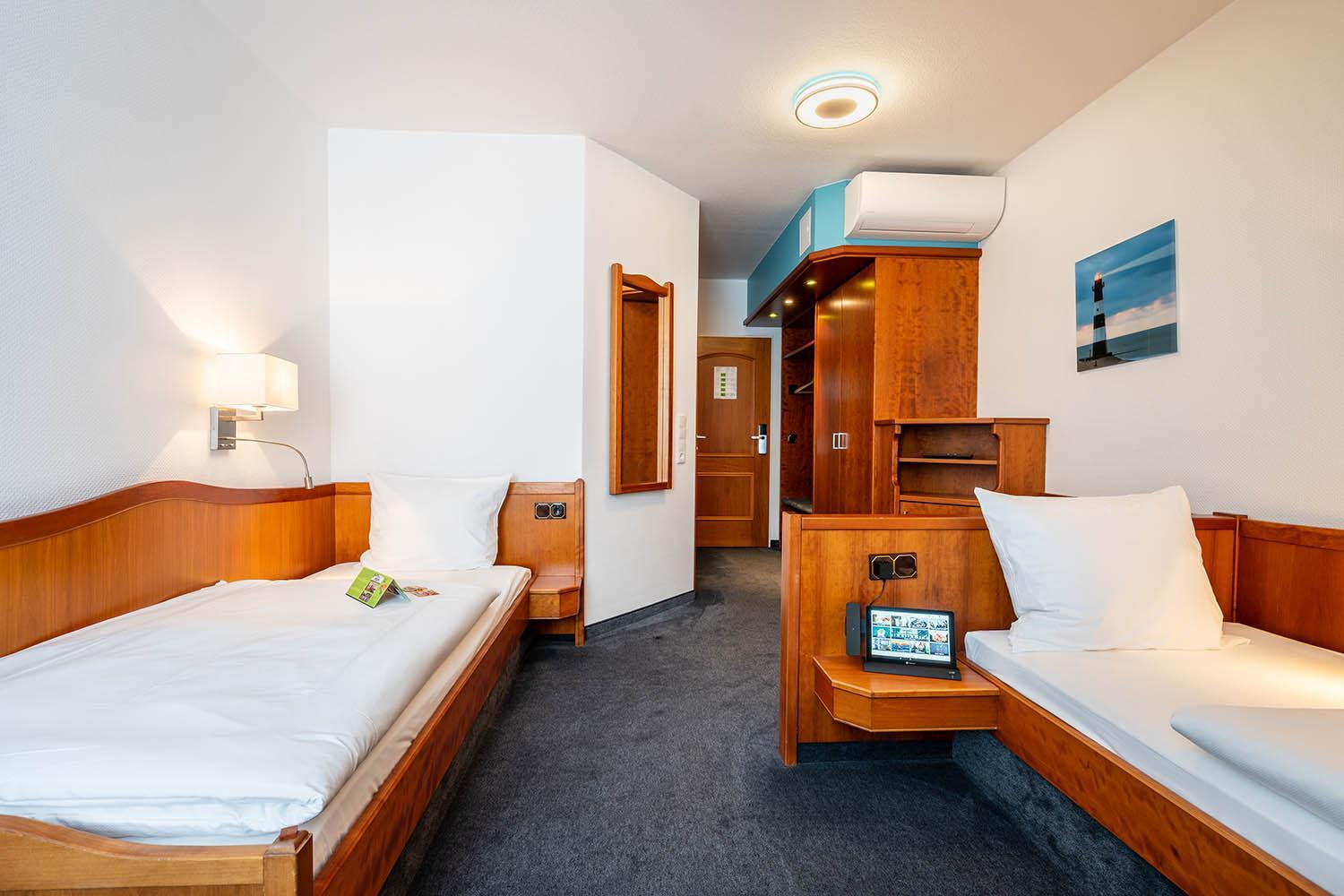 Twin Room - Photo 1