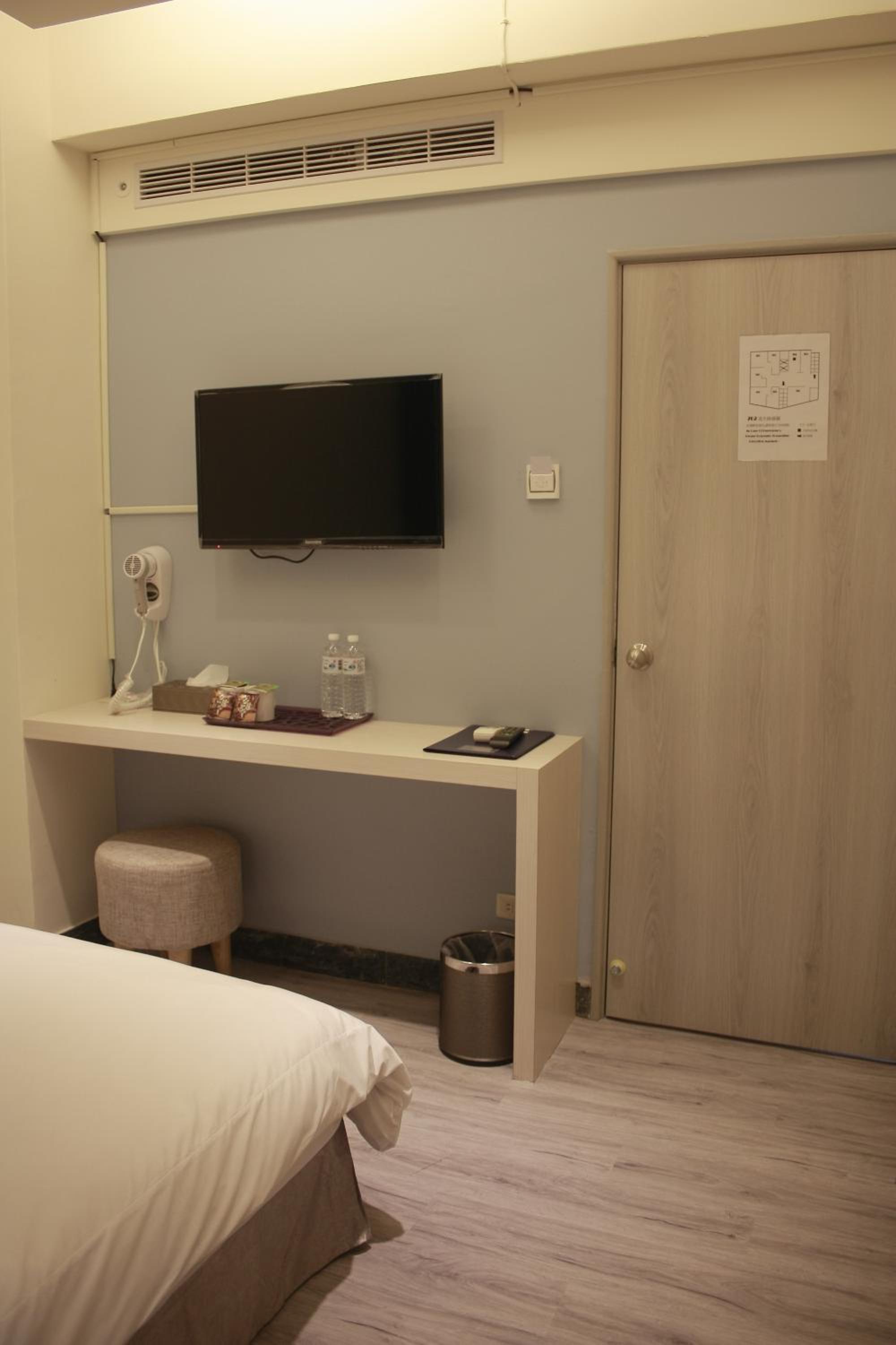 Standard Double Room photo 2
