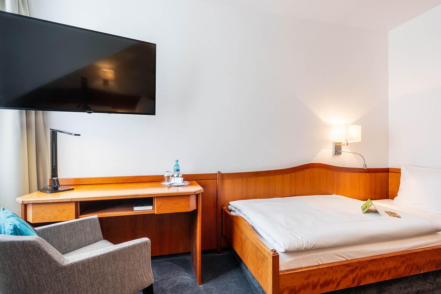 Twin Room - Photo 4