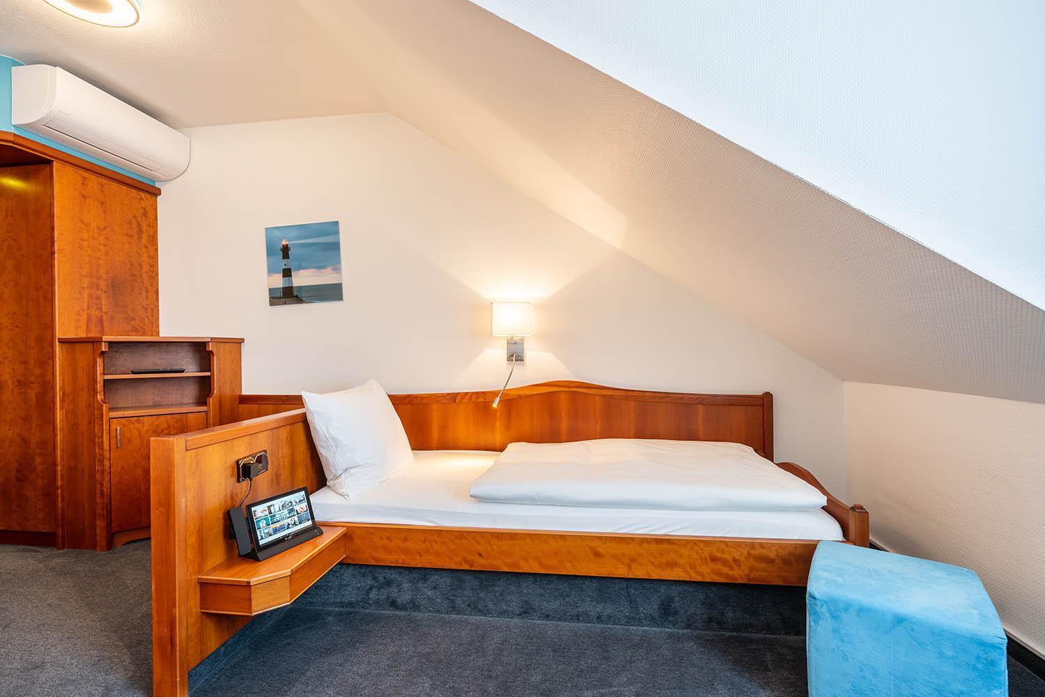 Twin Room - Photo 2