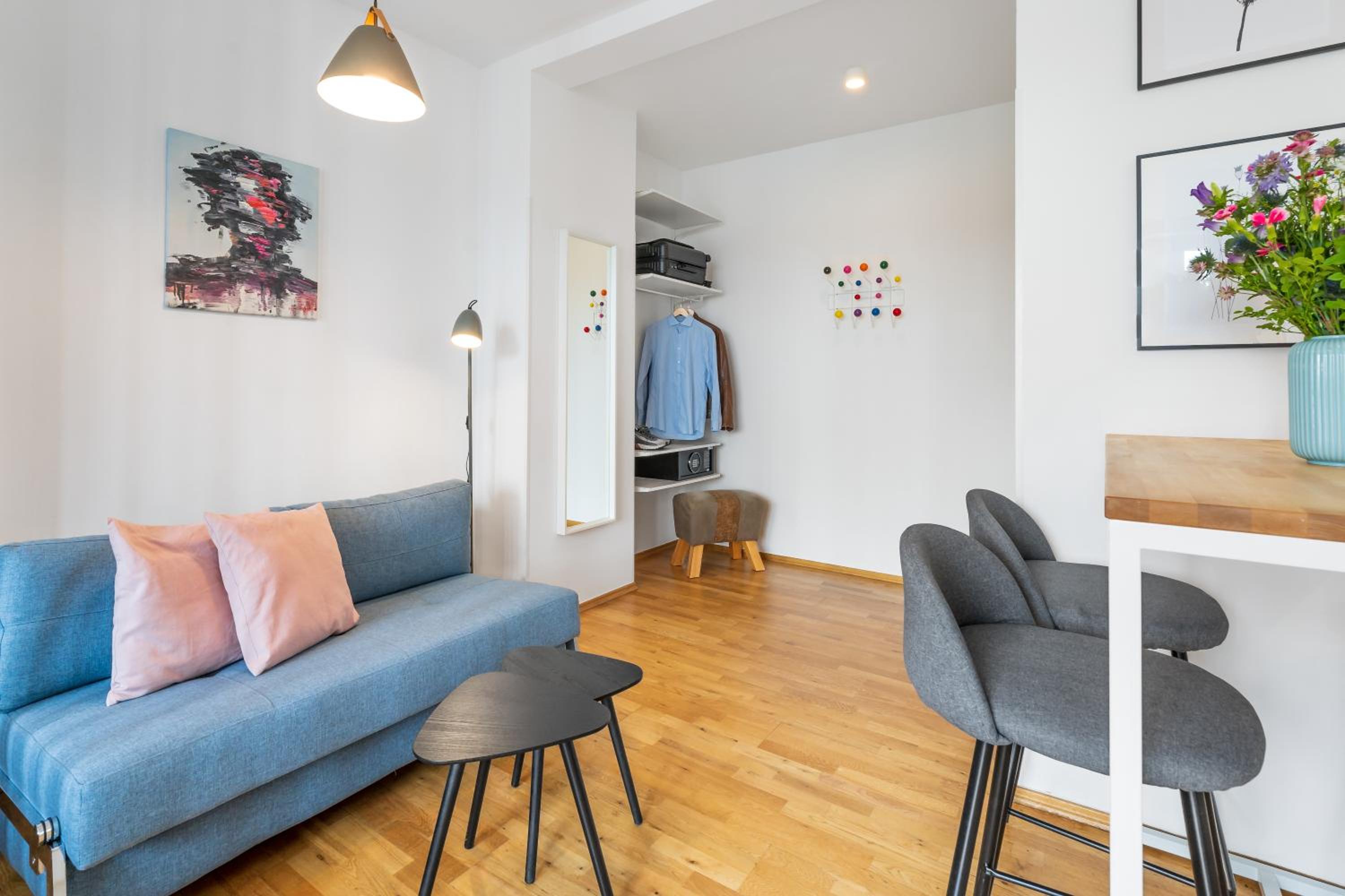 Penthouse Studio with Balcony photo 3