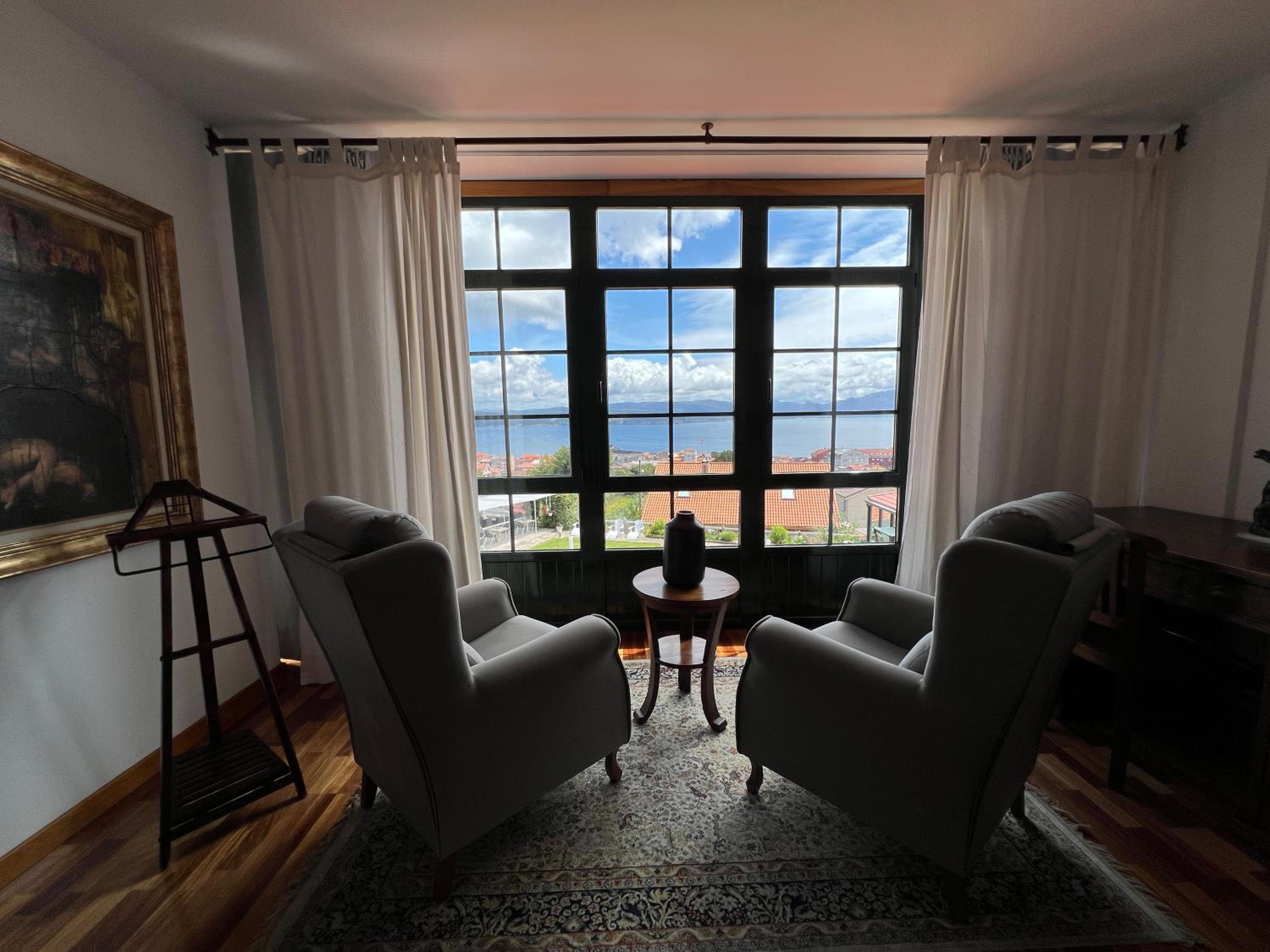 Twin Room with Sea View photo 2