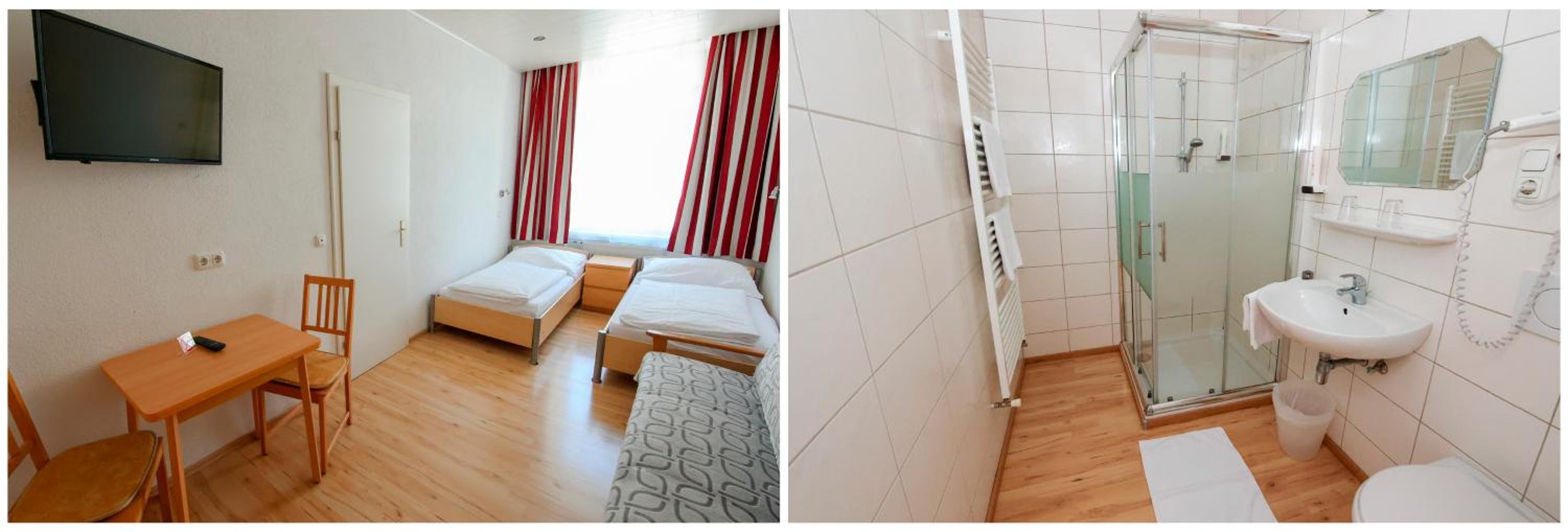 Twin Room with Private Bathroom