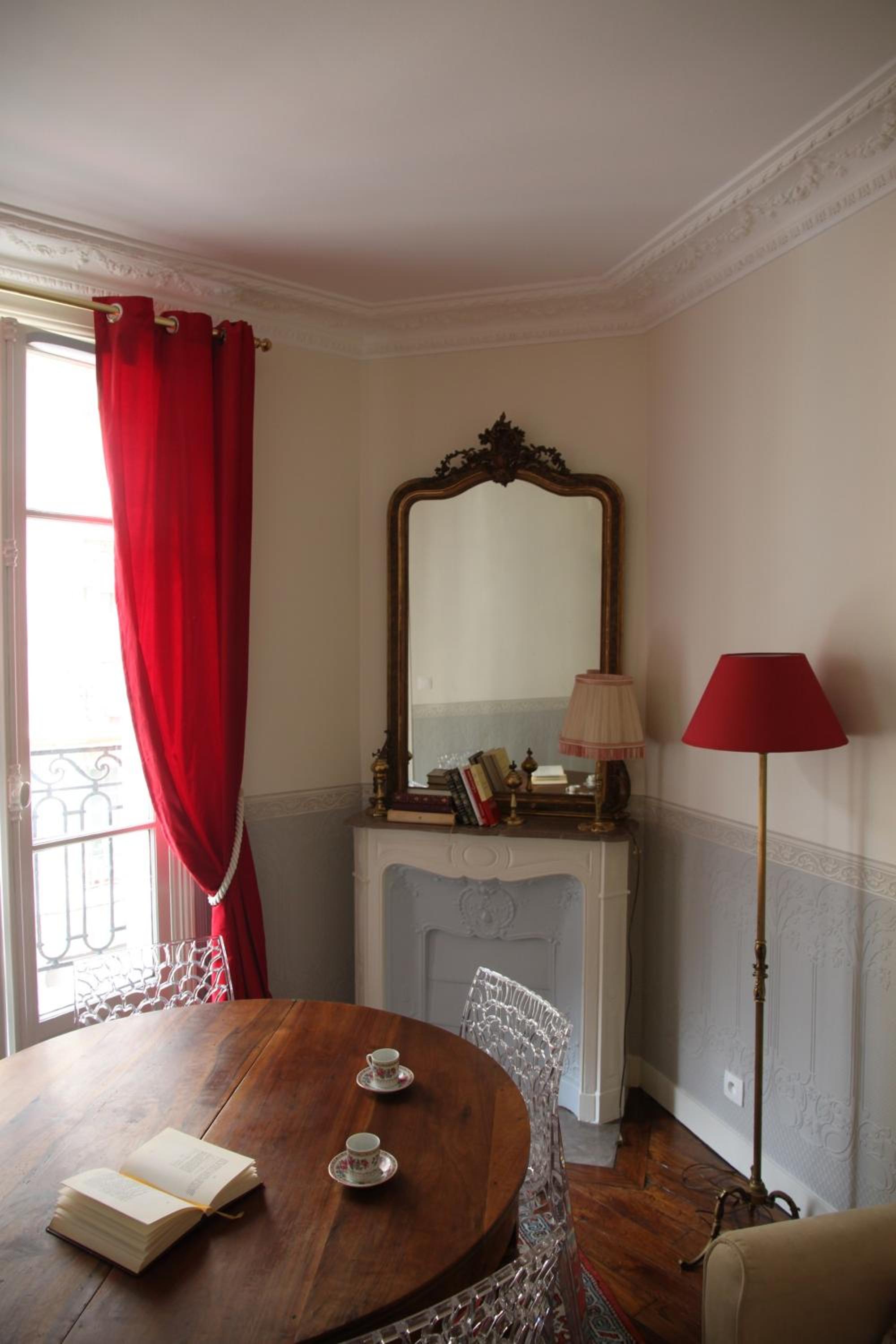 Apartment with Balcony photo 1