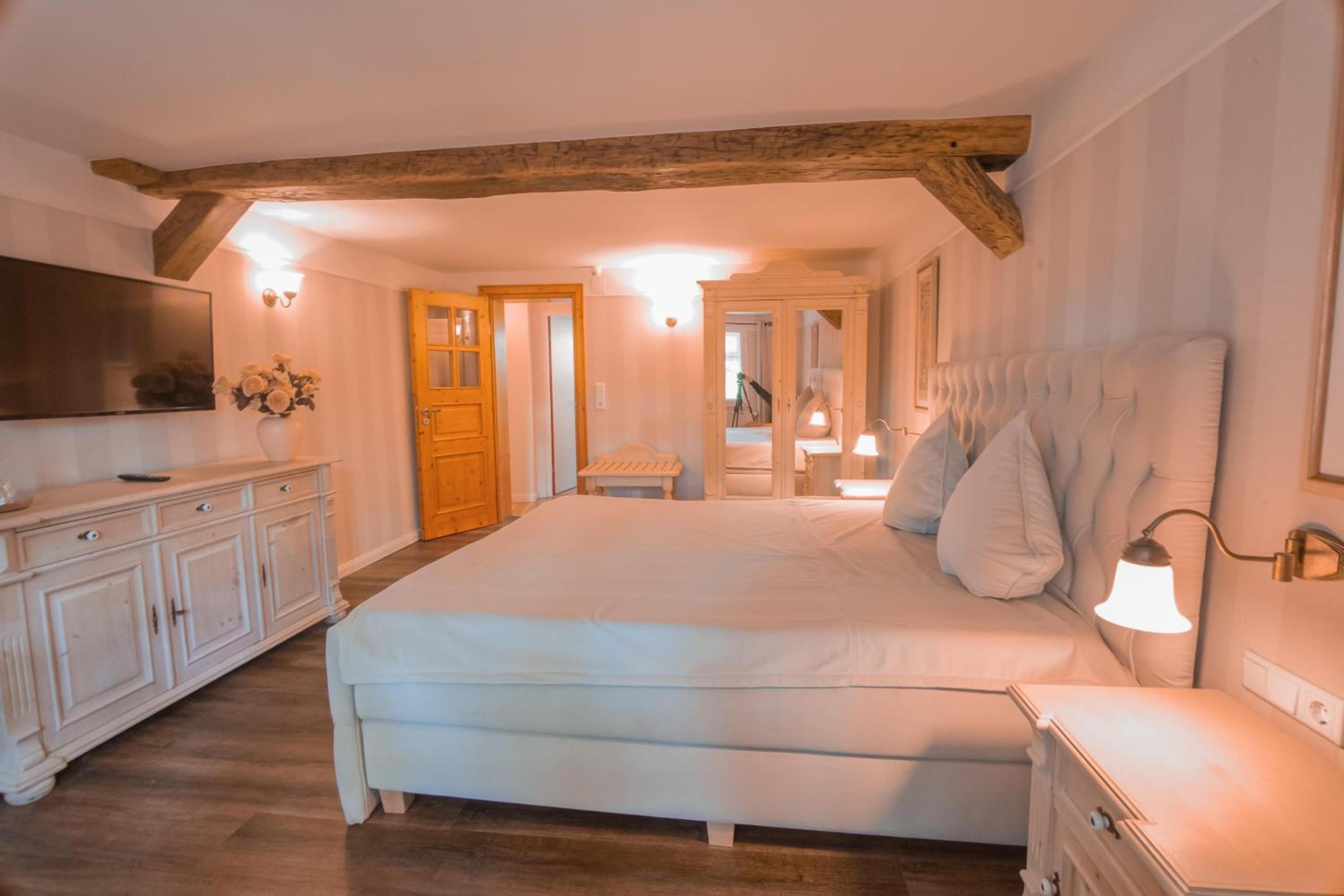 Superior Double Room - Photo 4