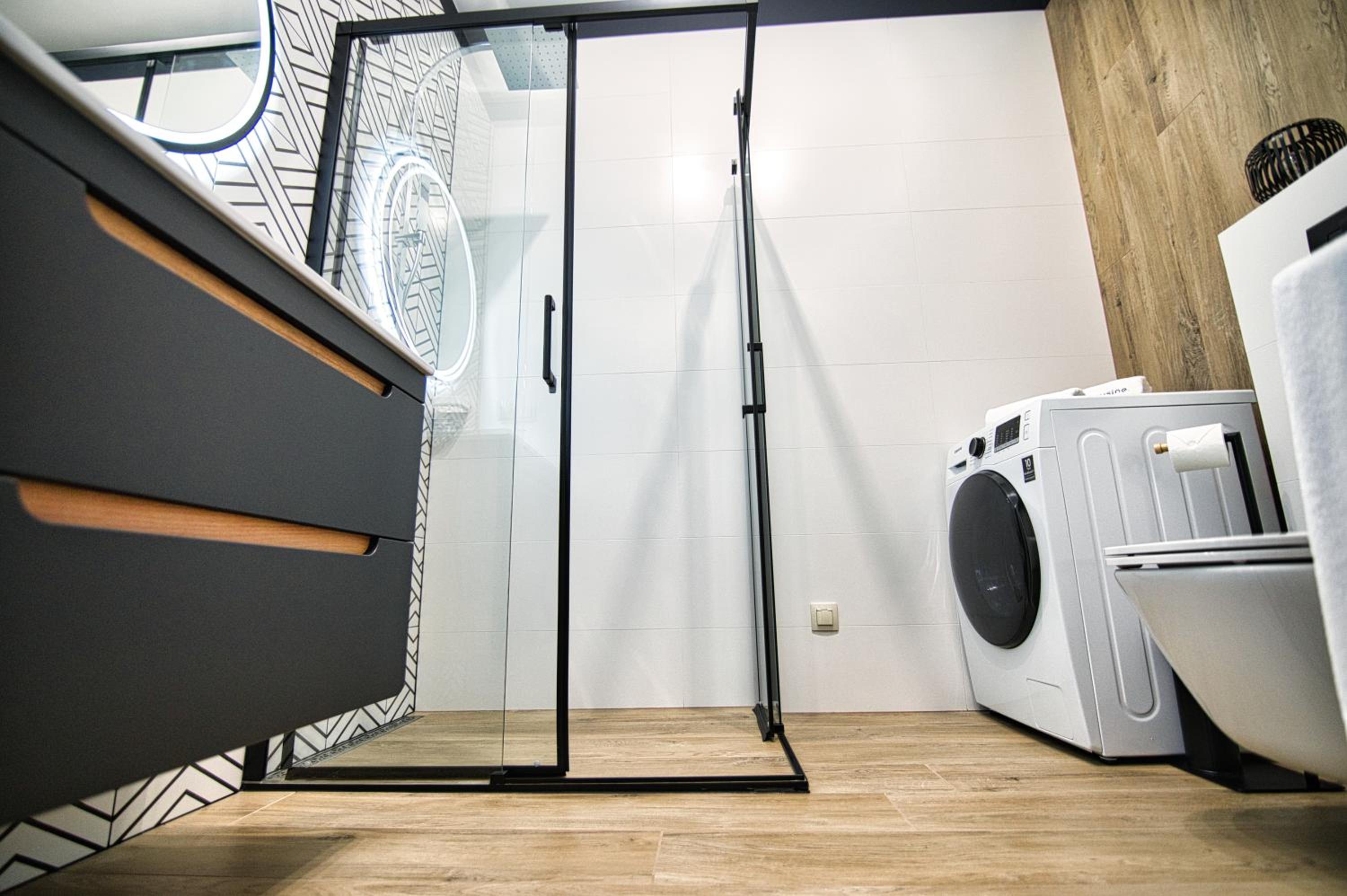 Family Studio - Photo 22