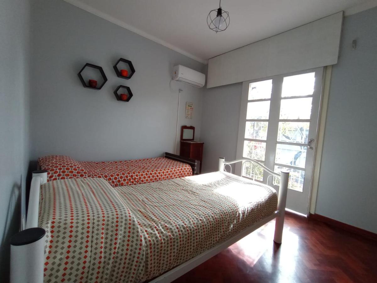 Single Bed in Mixed Dormitory Room