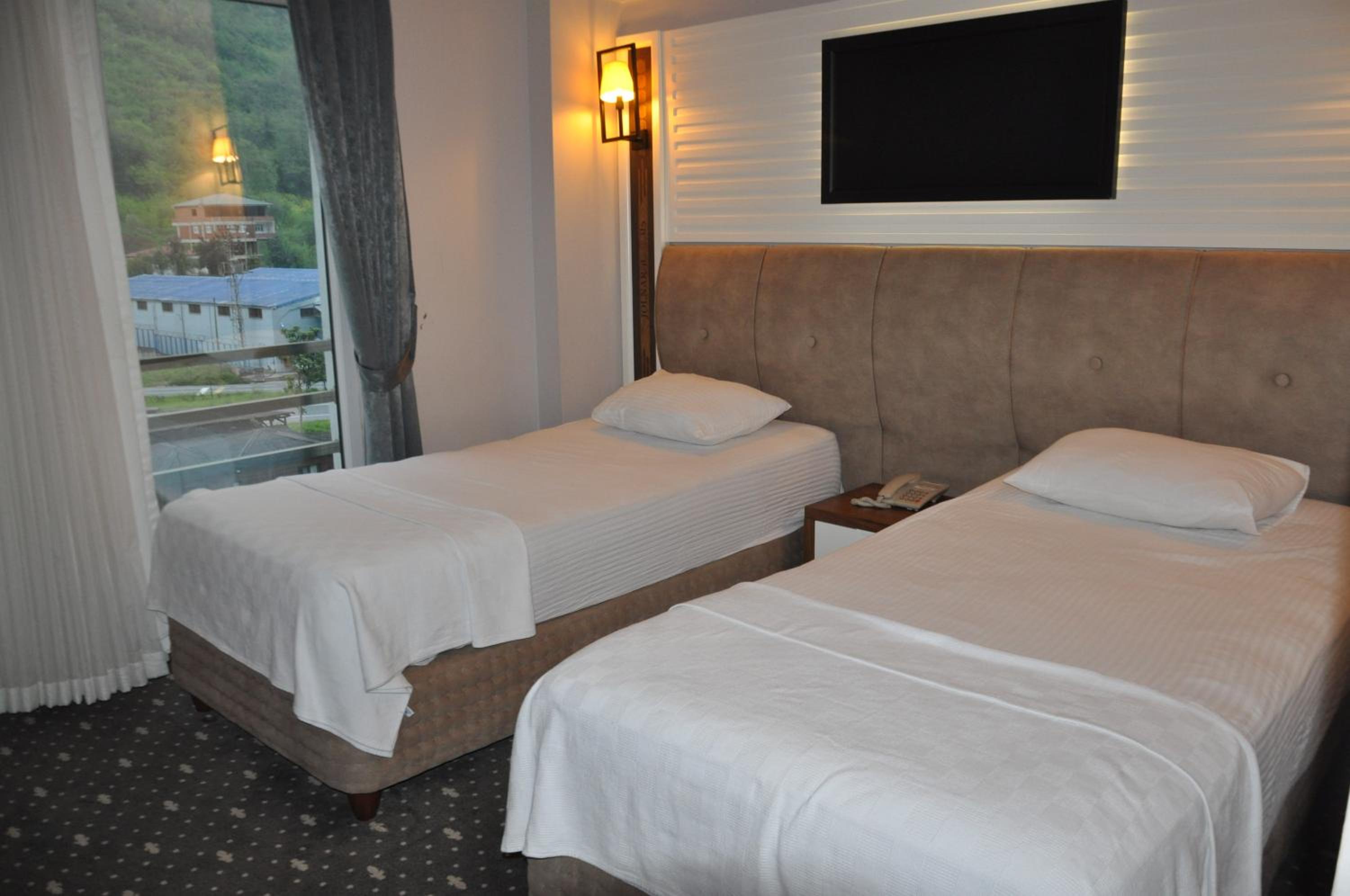Standard Twin Room photo 2