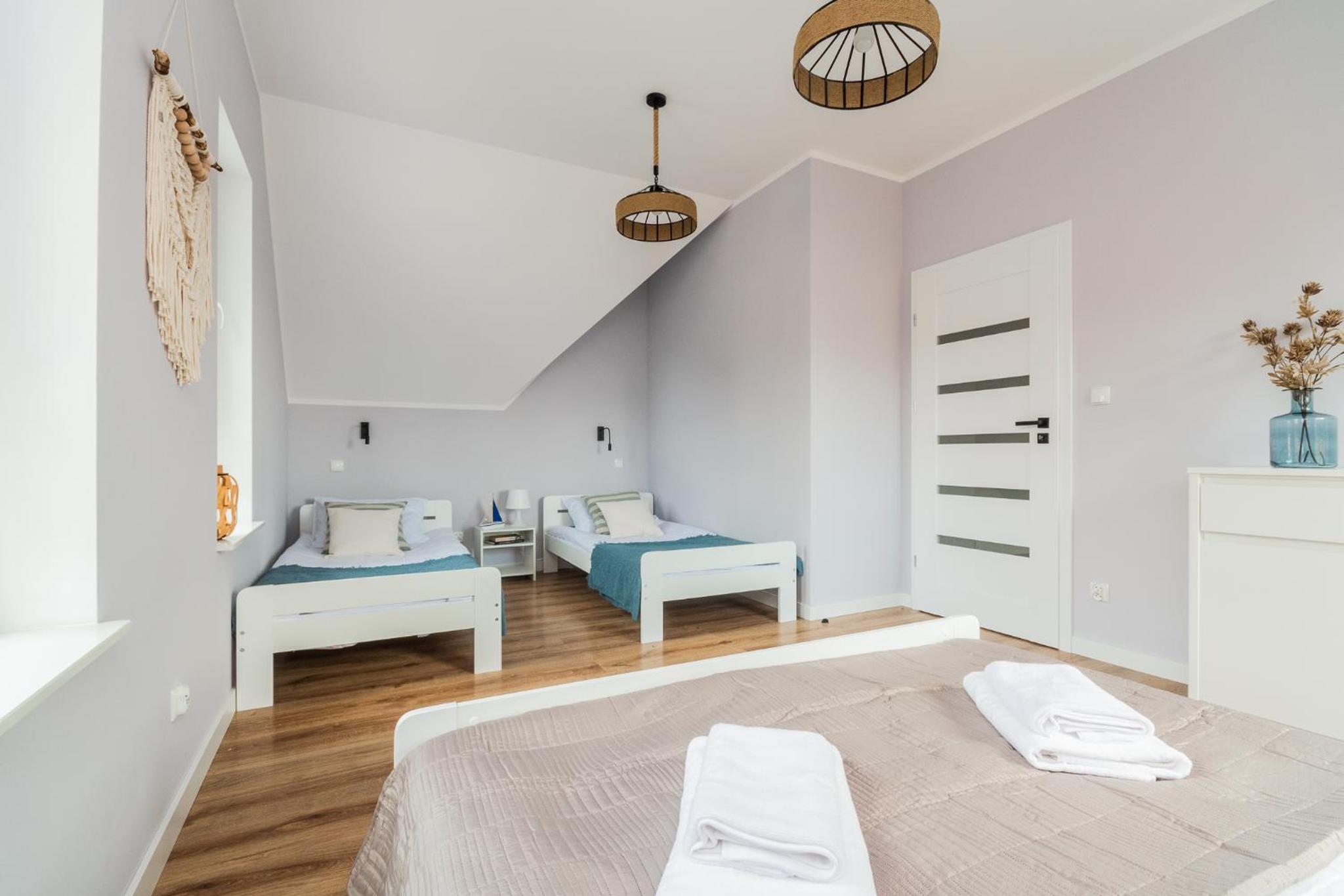 Two-Bedroom House - Photo 1