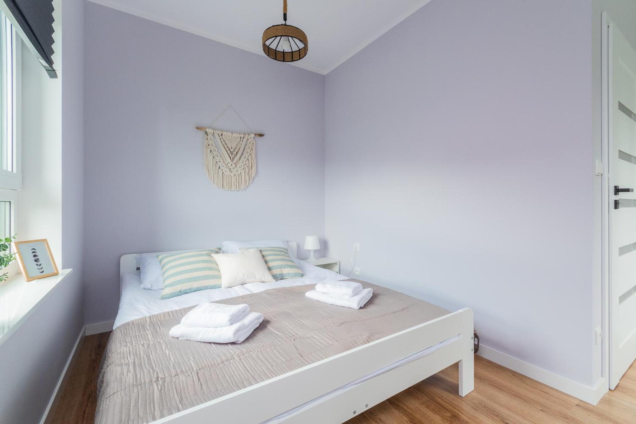 Two-Bedroom House - Photo 4