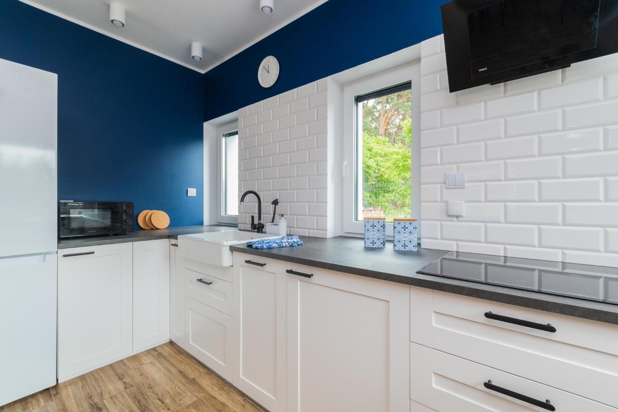 Two-Bedroom House - Photo 8