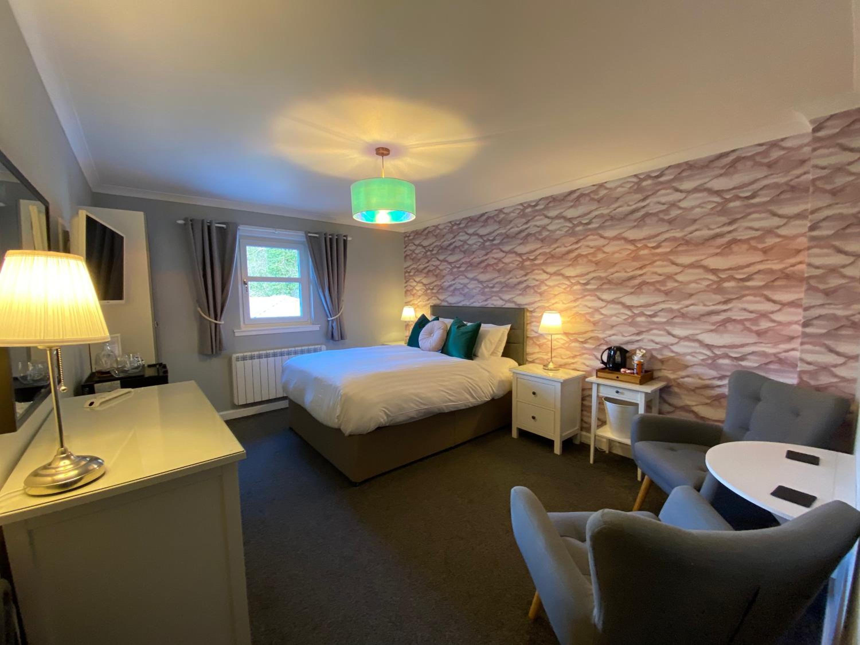 Double Room - Photo 13