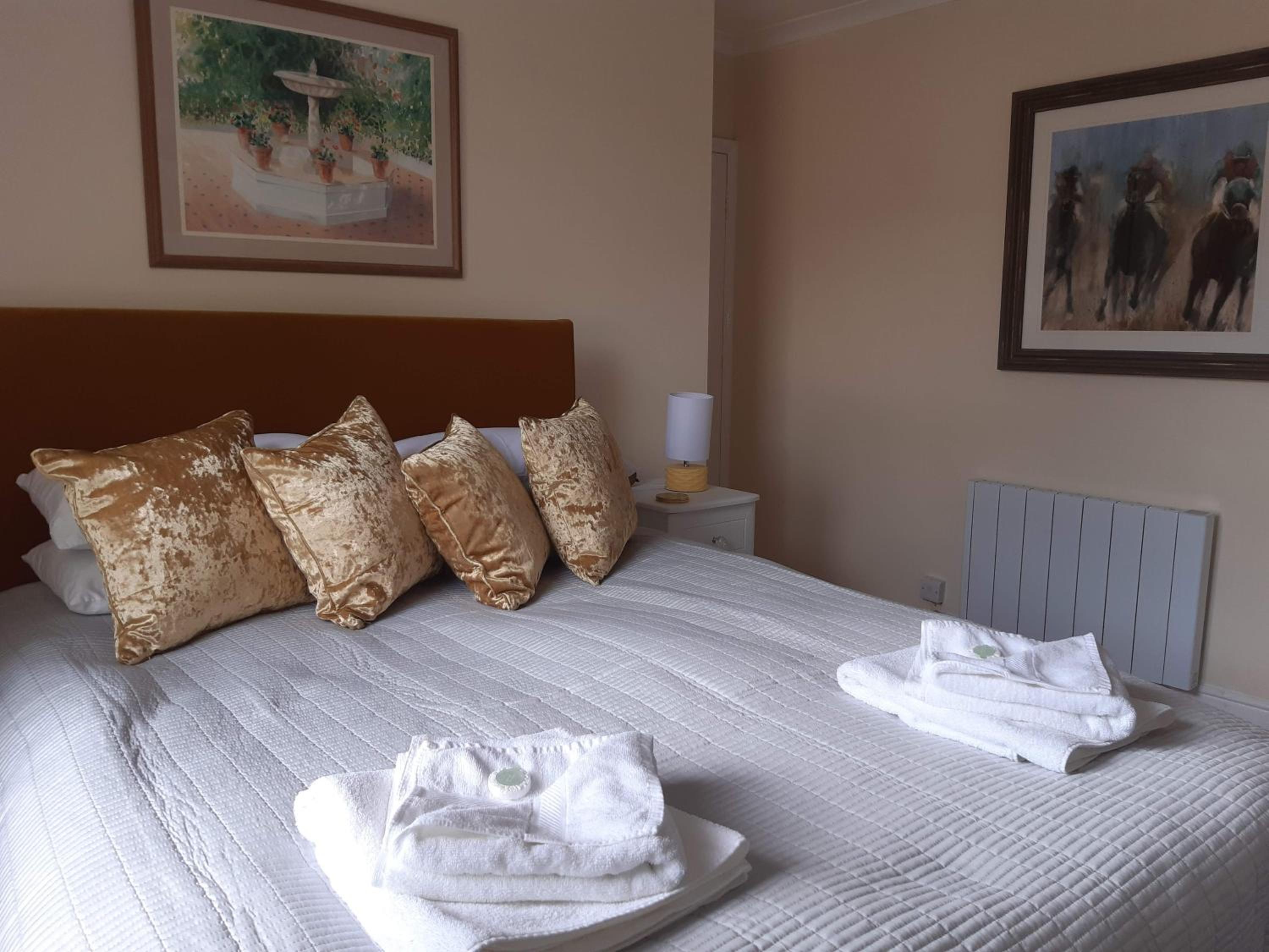 One-Bedroom Apartment - Photo 15