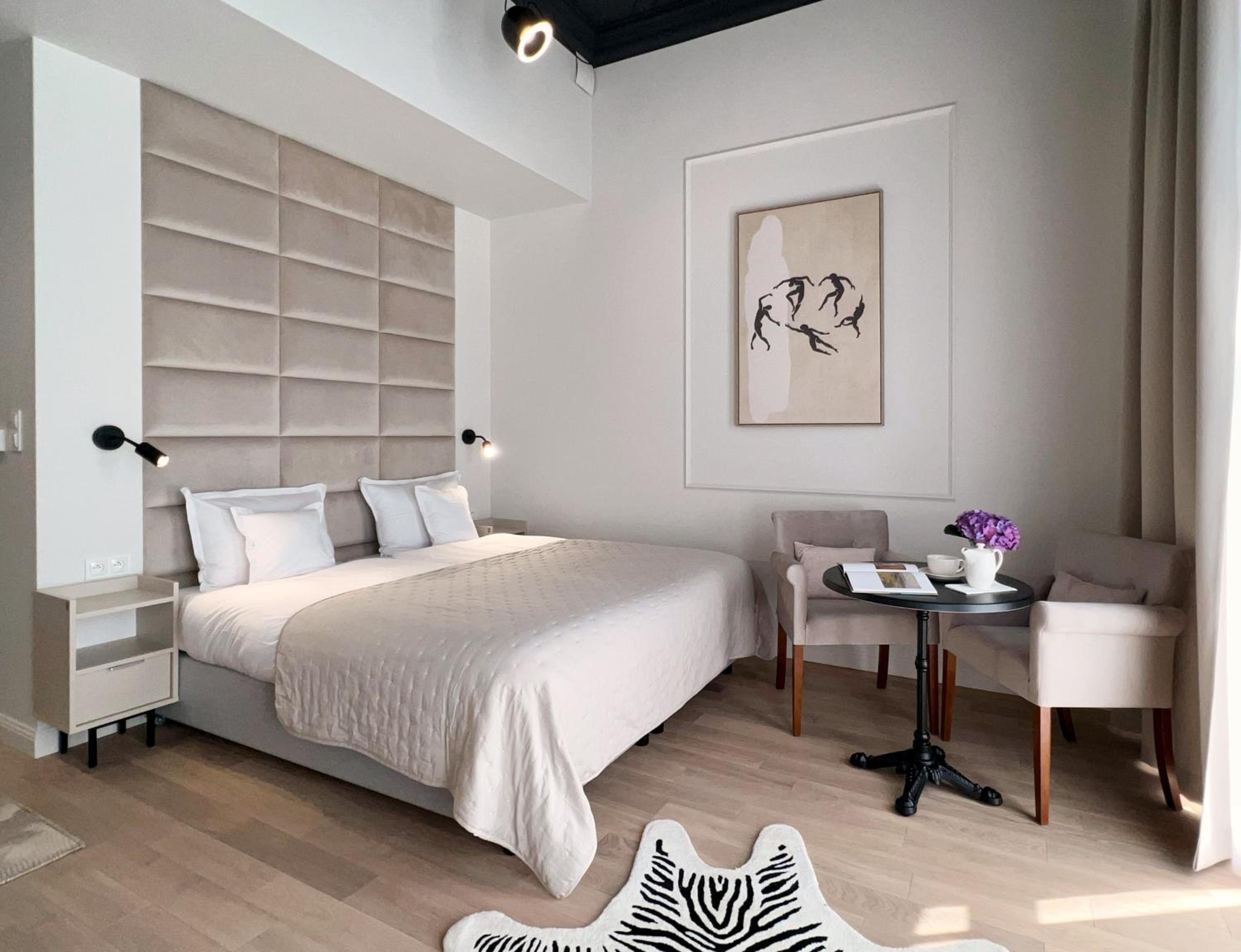 Studio Apartment - Photo 15