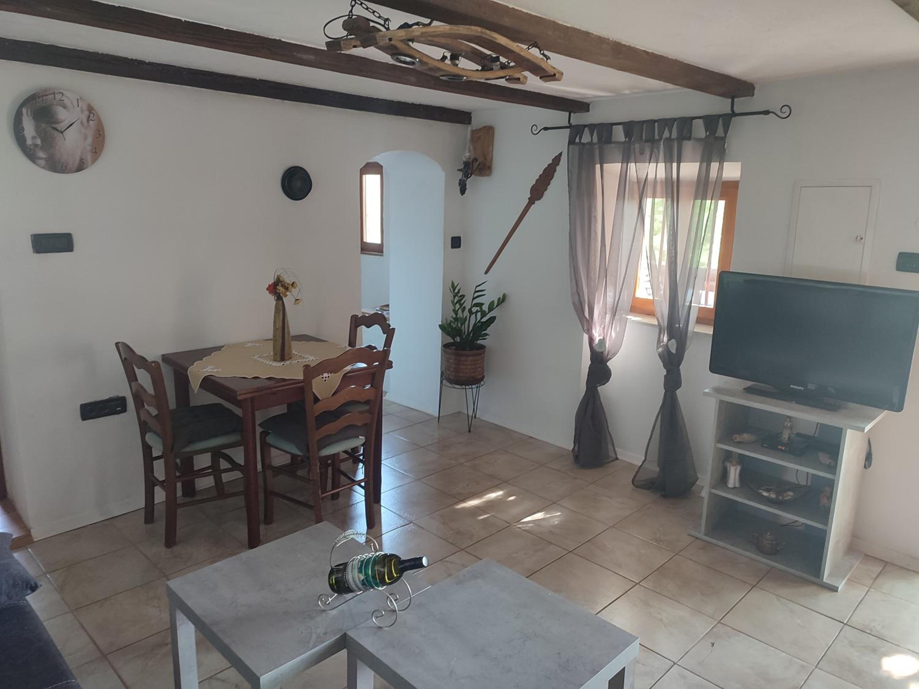 One-Bedroom House photo 2