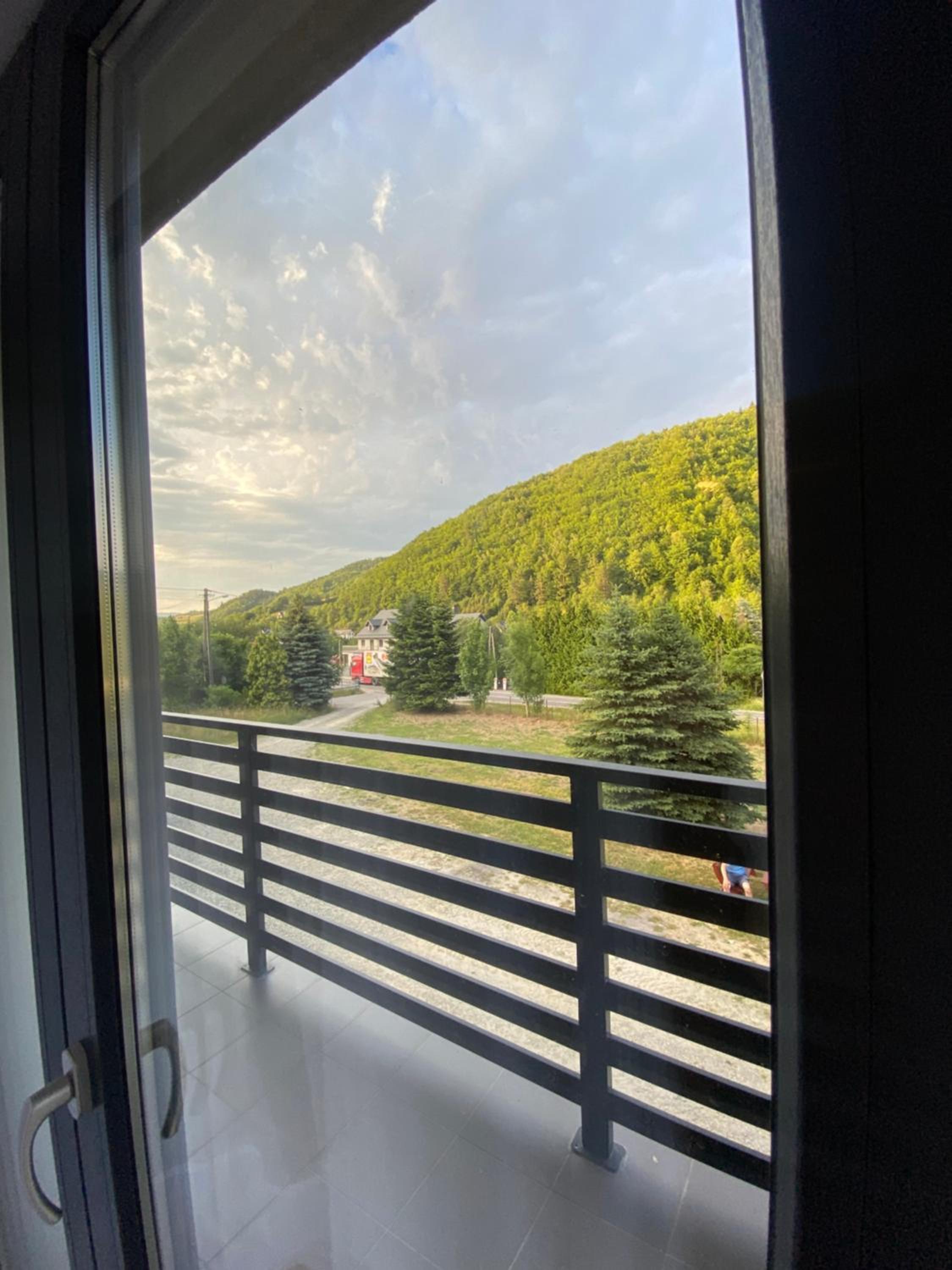 Double Room with Balcony - Photo 2