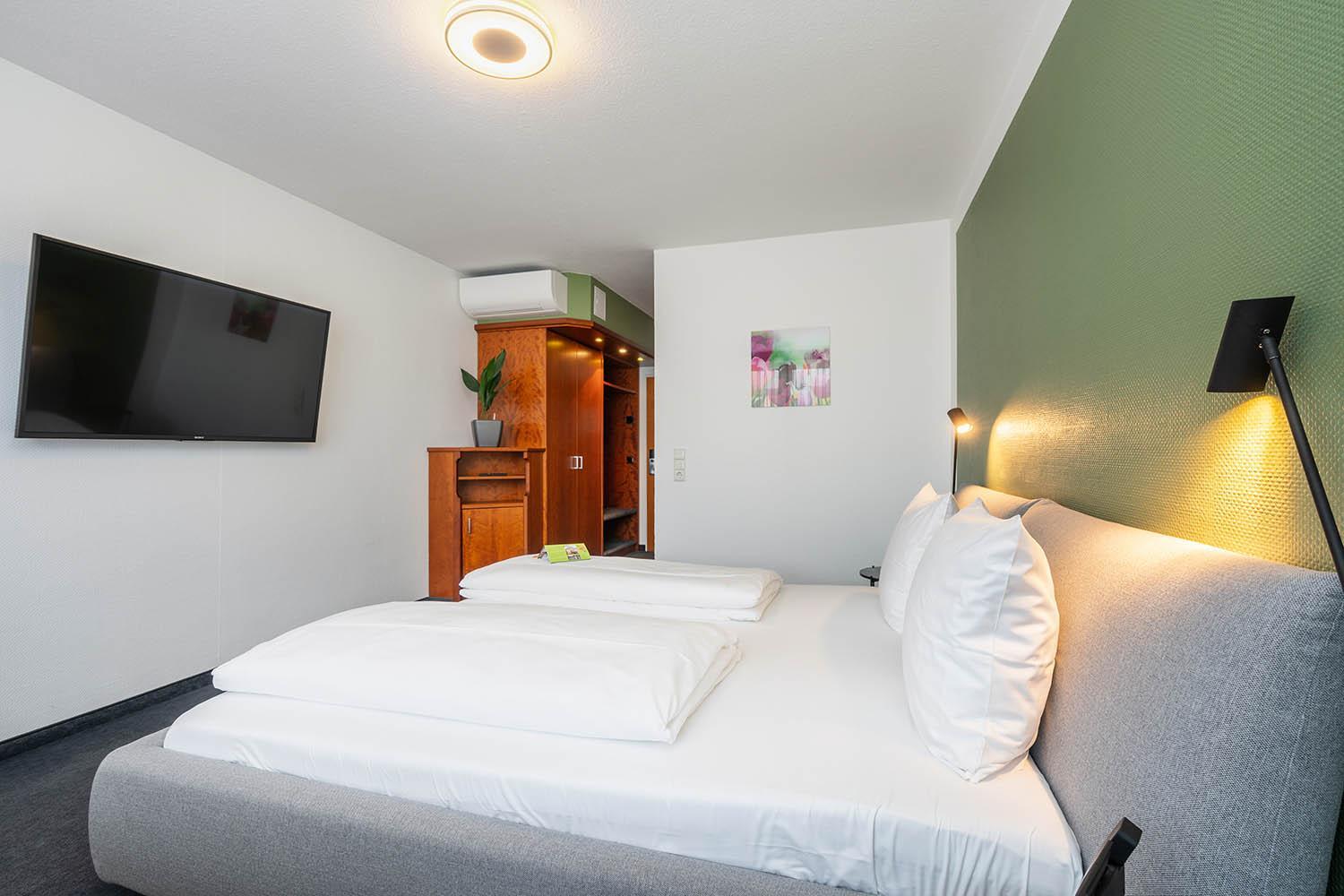 Room with Kingsize Bed - Photo 10